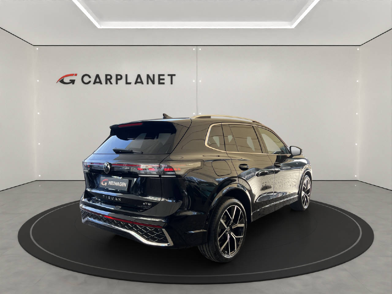 VW Tiguan 1.5 TSI R-Line DSG-showroom-element-3