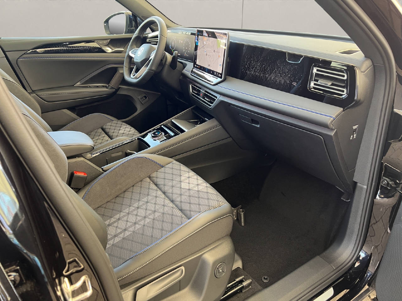 VW Tiguan 1.5 TSI R-Line DSG-image-19