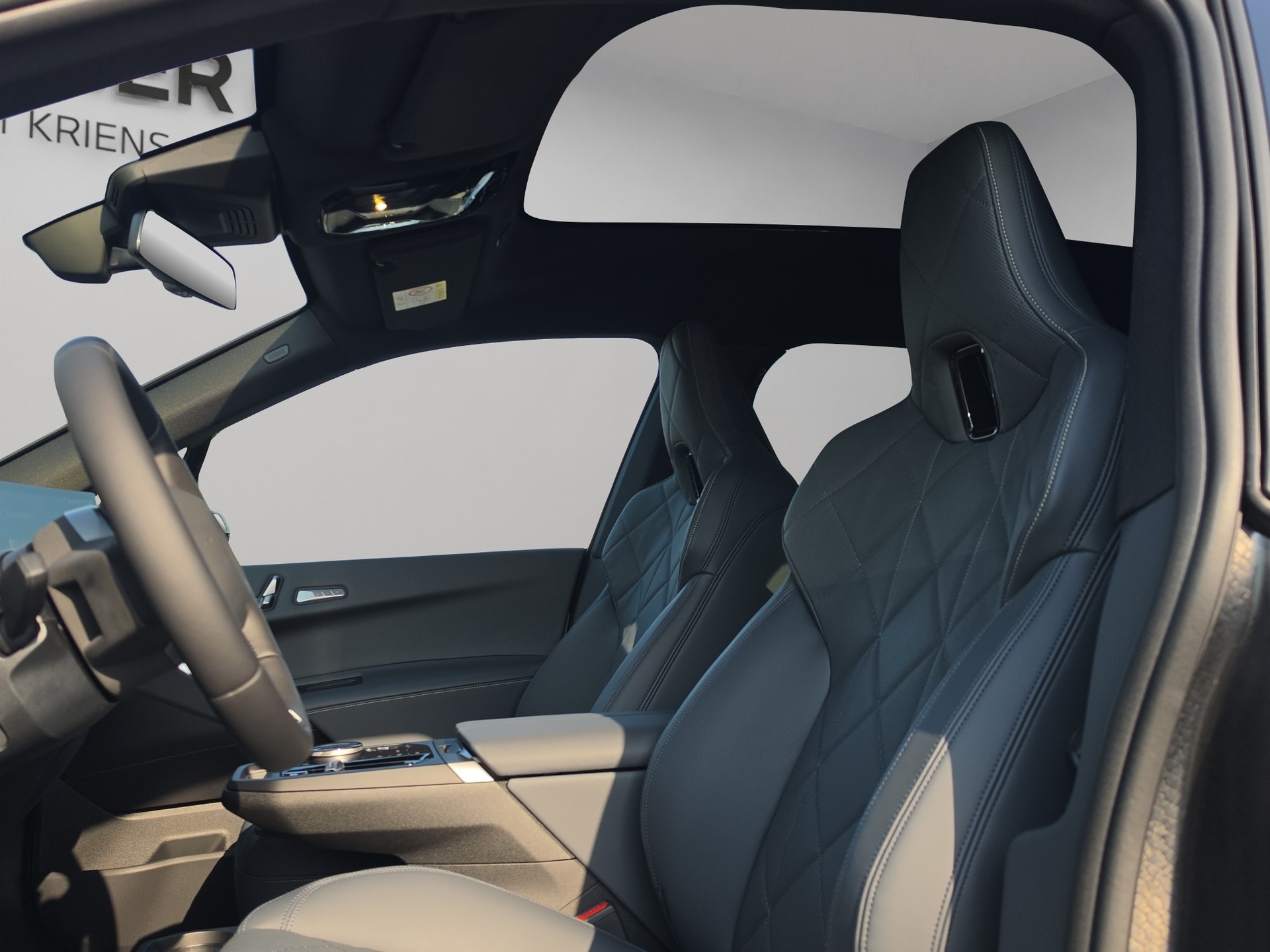 BMW iX xDrive60 M Sport Pro-image-11