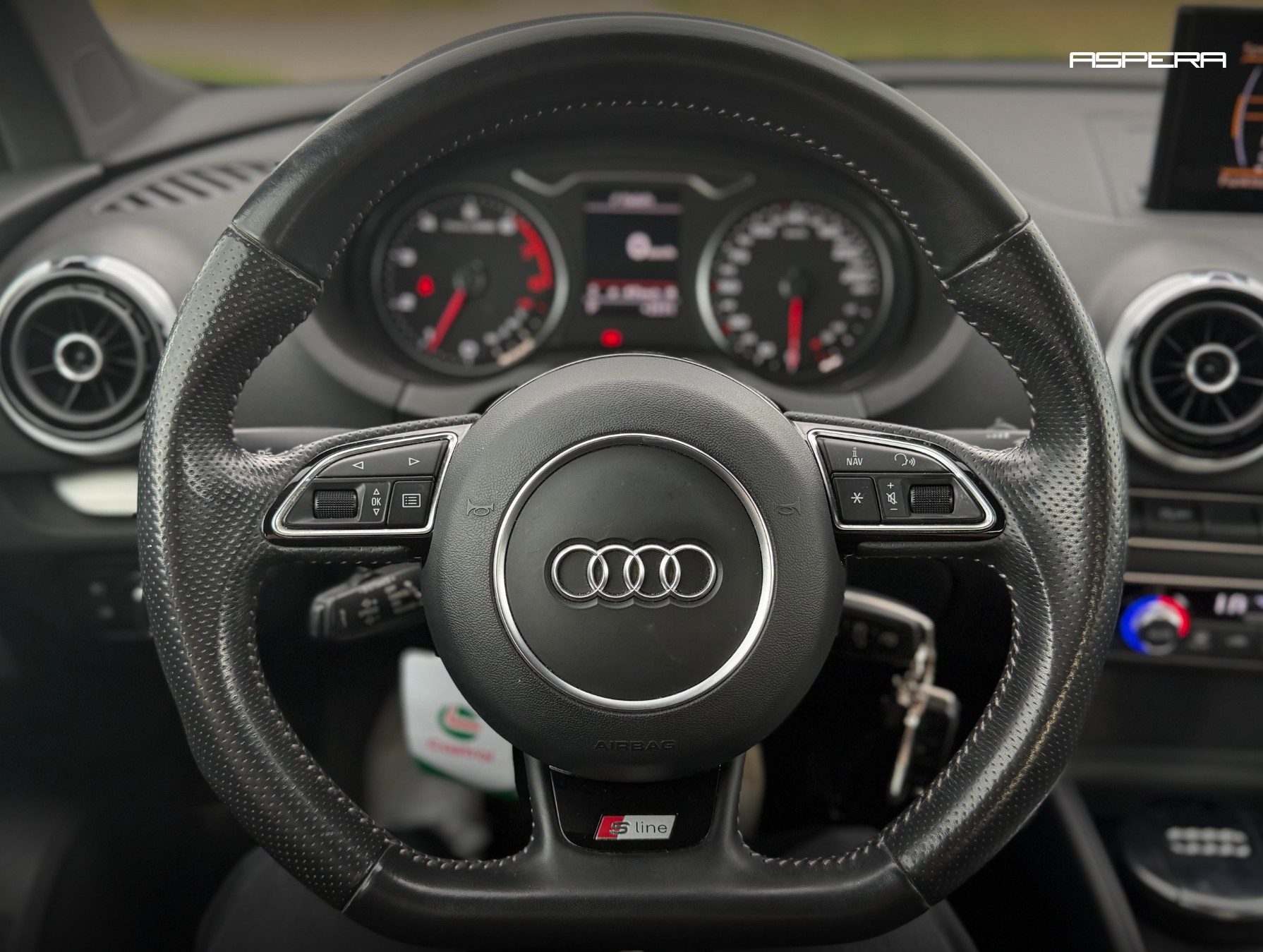 AUDI A3 Sportback 1.8 TFSI Ambition quattro S-tronic-image-12