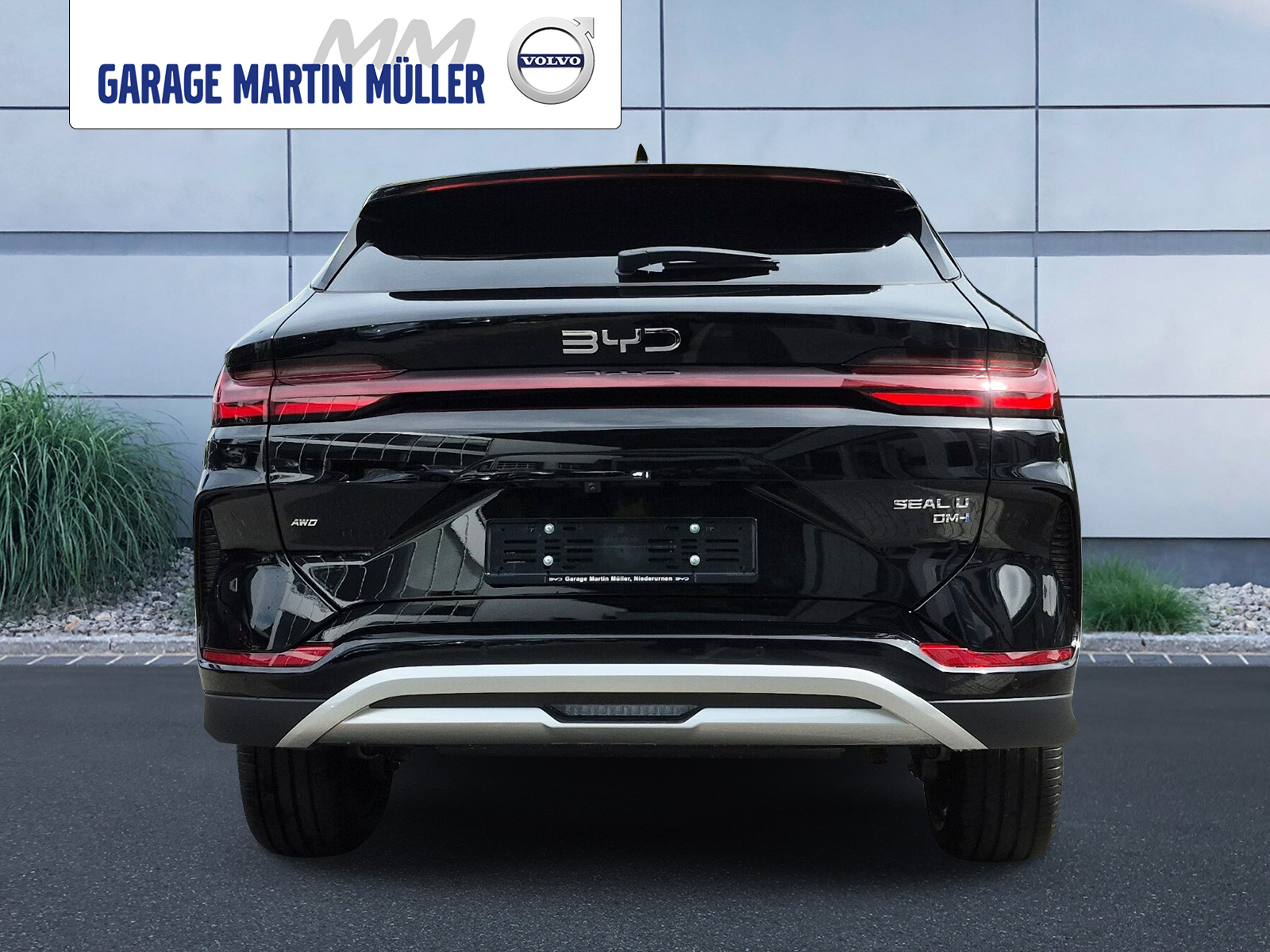 BYD Seal U DM-i Design AWD-showroom-element-3