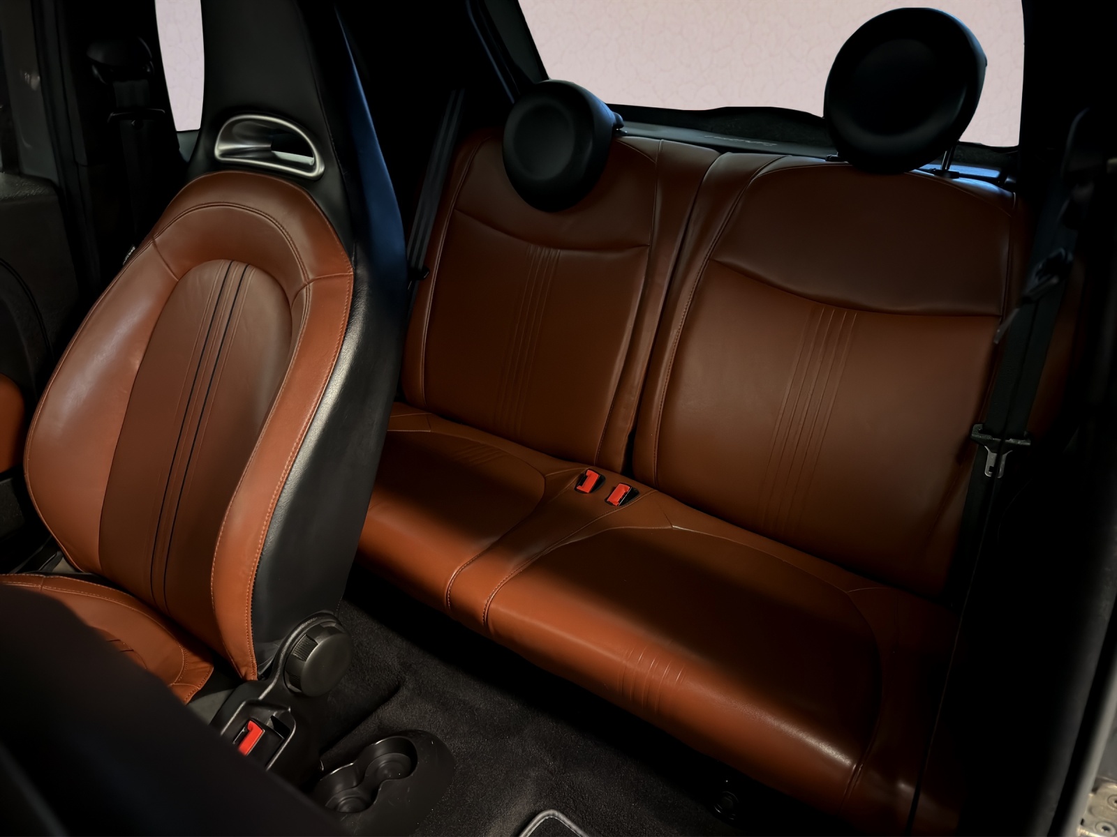 FIAT 595 1.4 16V Turbo Abarth Turismo-image-9