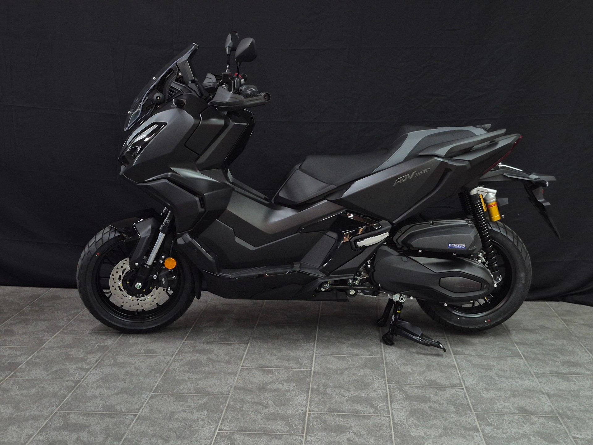 HONDA ADV 350-image-15
