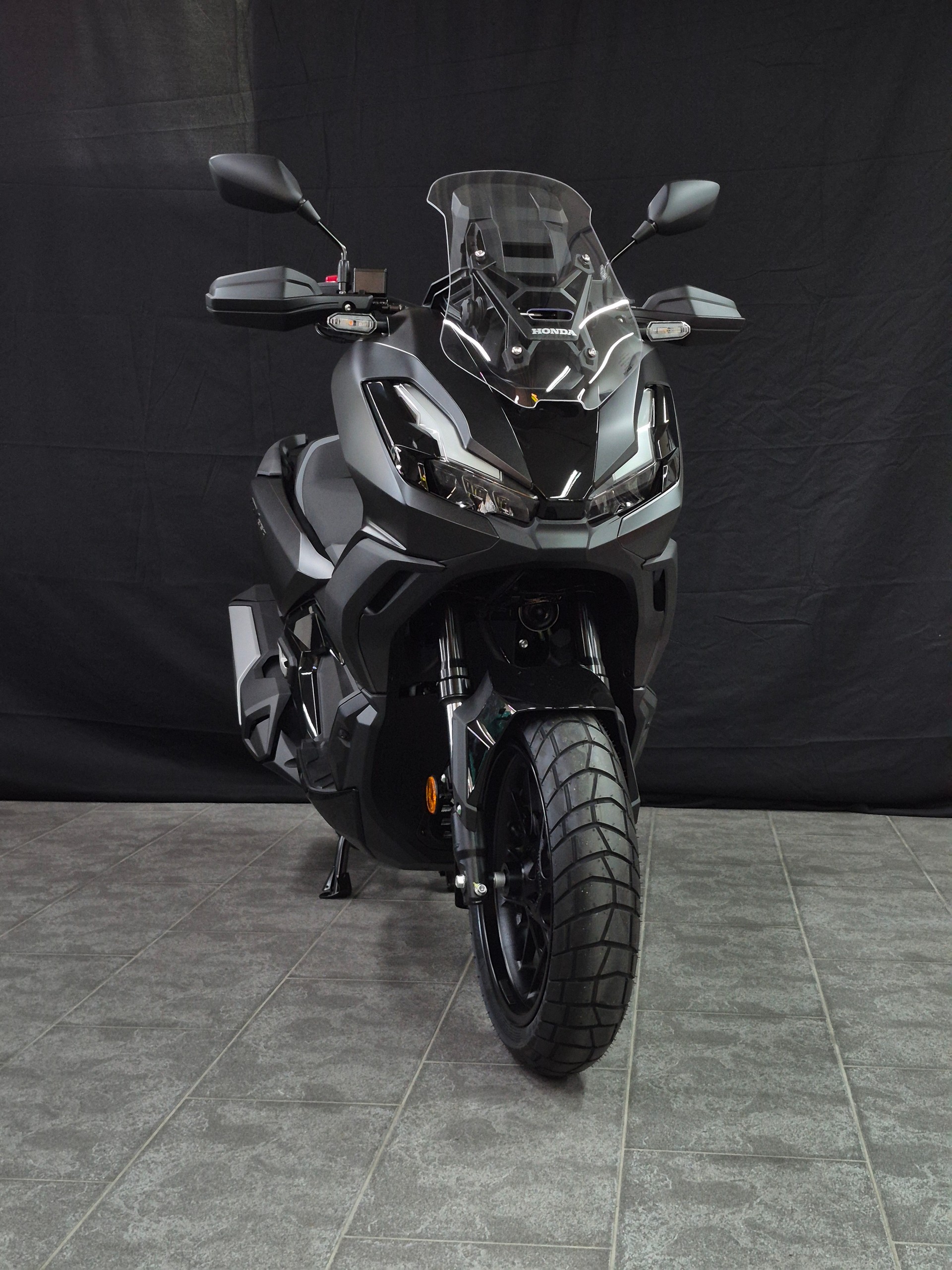 HONDA ADV 350-image-10