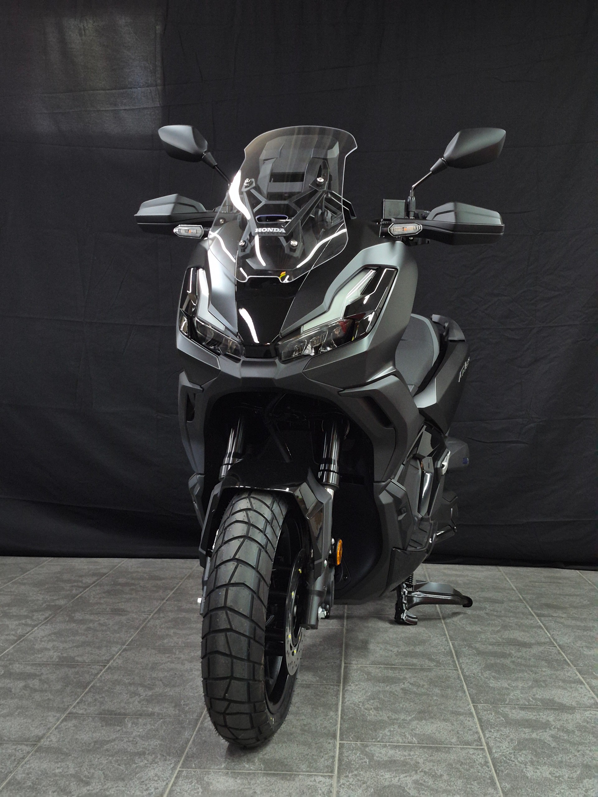 HONDA ADV 350-image-5