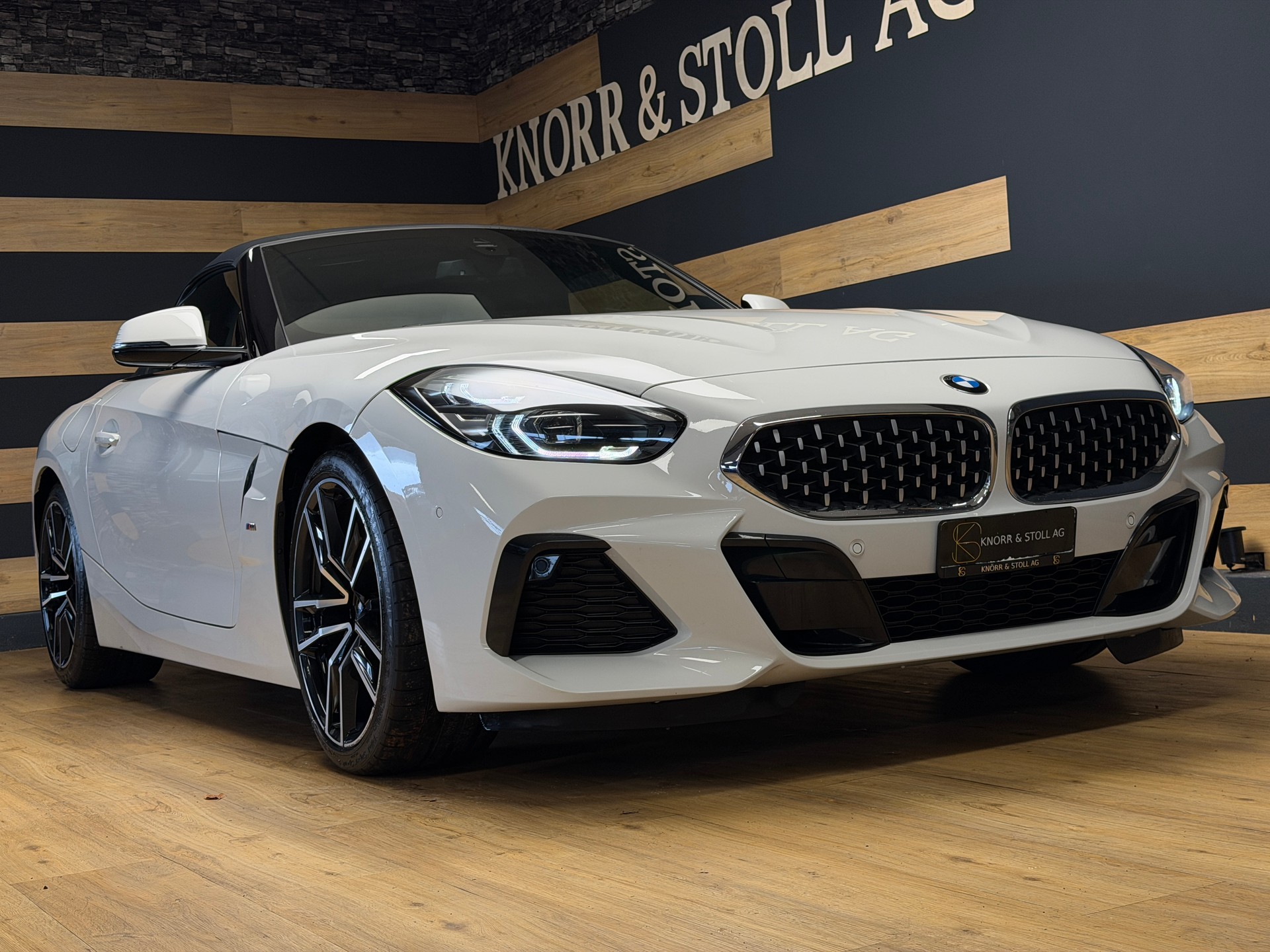 BMW Z4 sDrive 20i M Sport Steptronic-image-4