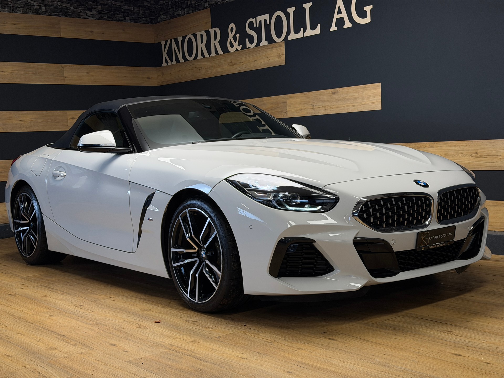 BMW Z4 sDrive 20i M Sport Steptronic-showroom-element-2