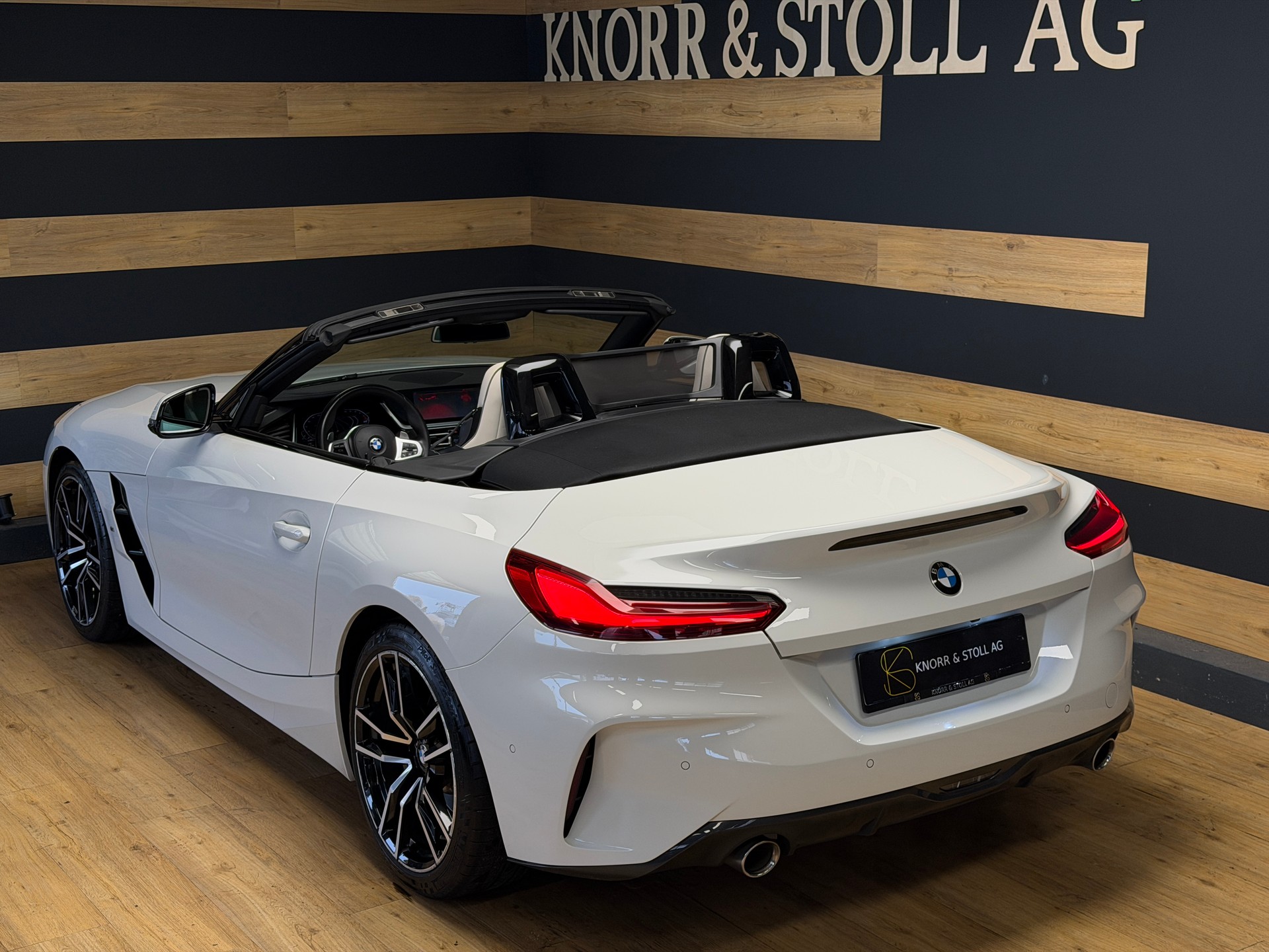 BMW Z4 sDrive 20i M Sport Steptronic-image-6