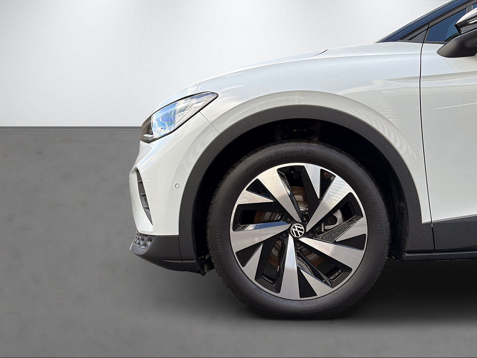 VW ID.4 Pro United 4motion-showroom-element-3