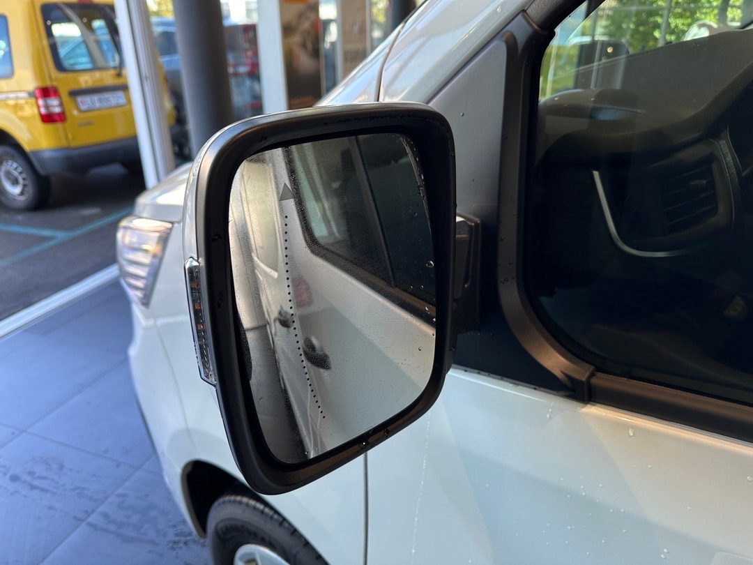 RENAULT Trafic Blue dCi 170 Passenger Techno EDC-showroom-element-3
