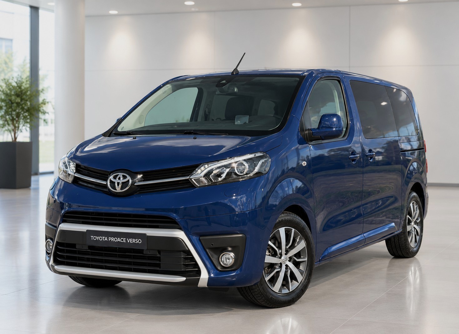 TOYOTA Proace Verso 2.0 D-4D Family L1 - *8-PLÄTZER / 1. HAND* - *TOP-AUSSTATTUNG* - *8-FACH ALU & GARANTIE*