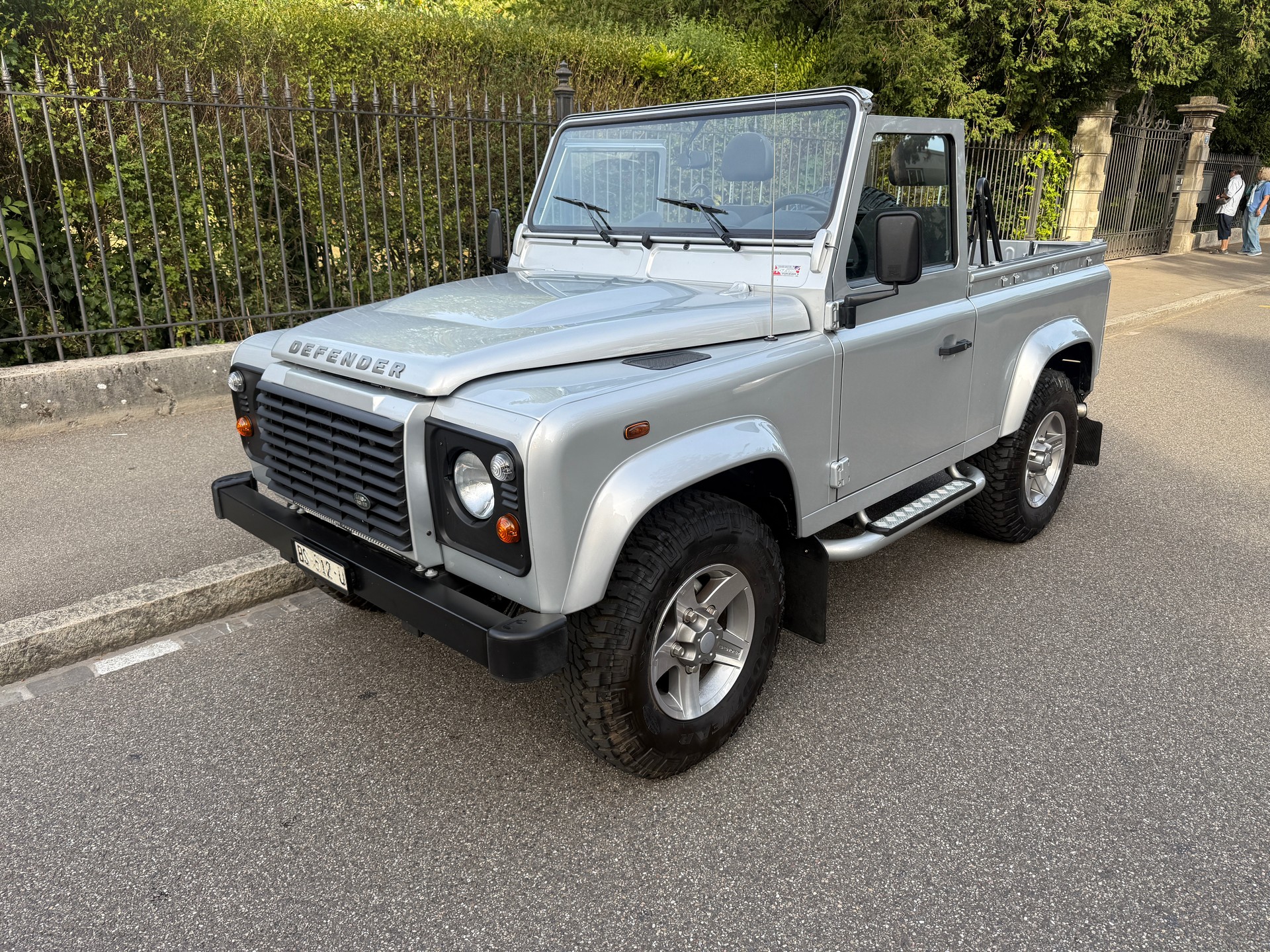 LAND ROVER 90TD4 Soft Top