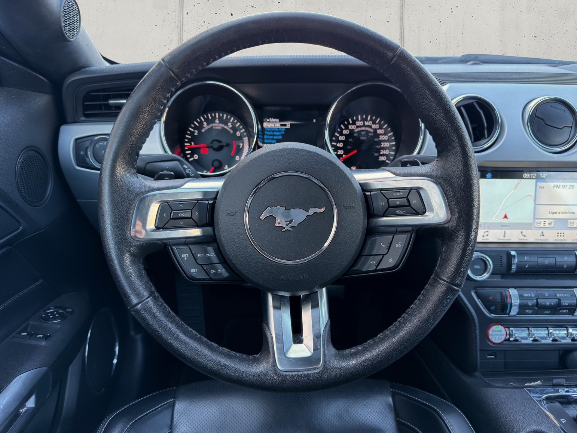 FORD Mustang Fastback 5.0 V8 GT Automat-image-13