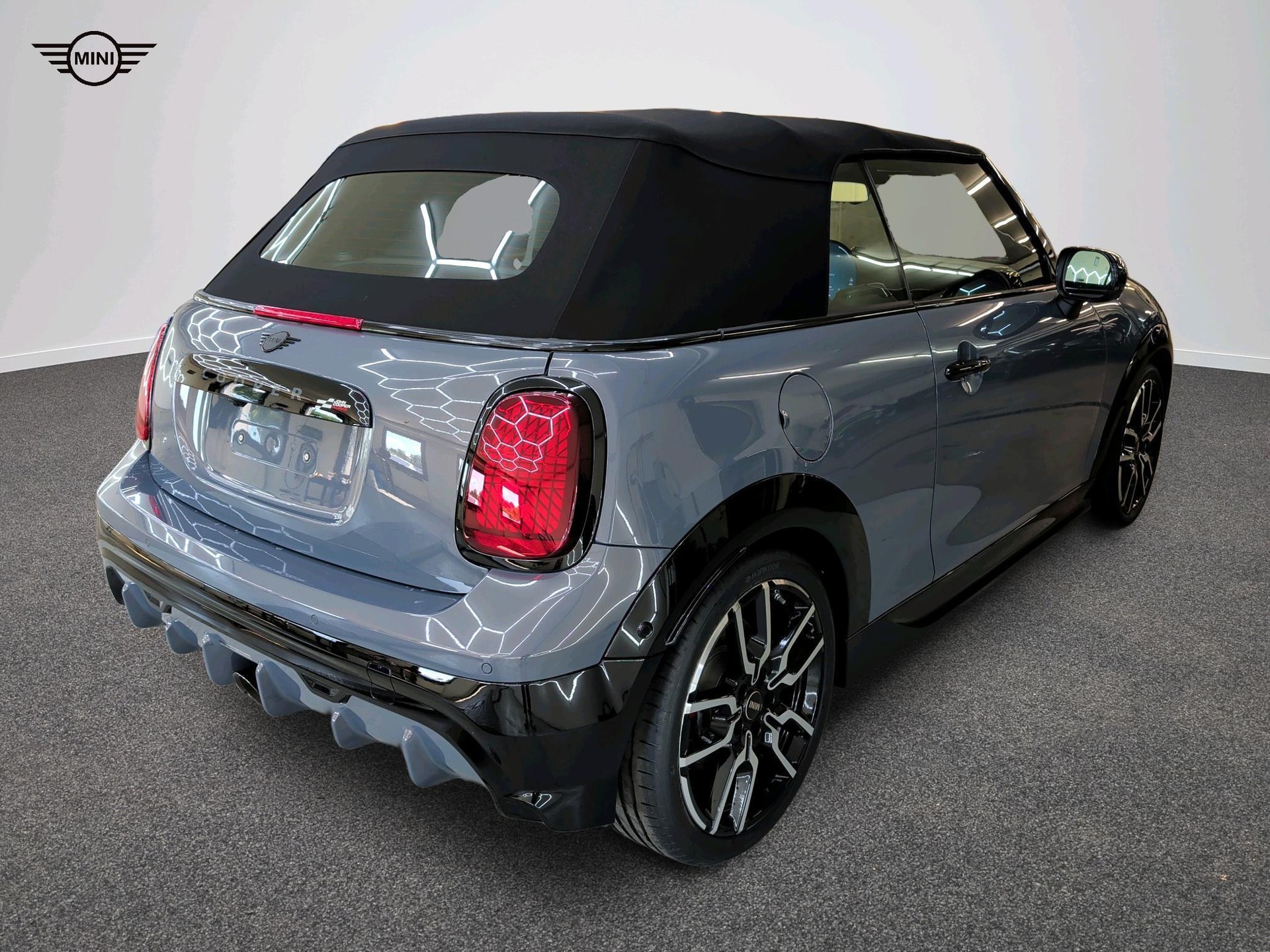 MINI John Cooper Works Cabrio-showroom-element-3