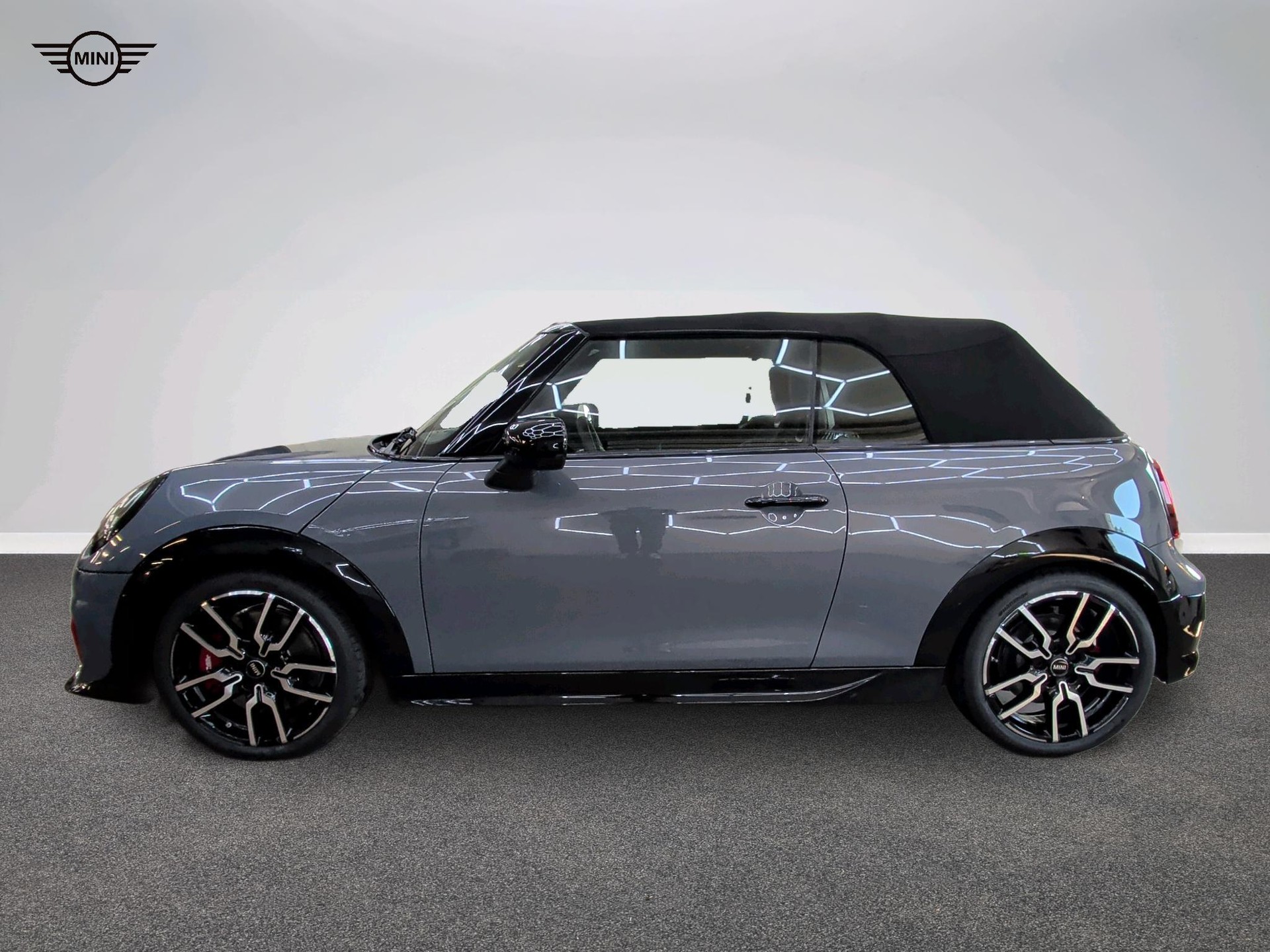 MINI John Cooper Works Cabrio-showroom-element-2