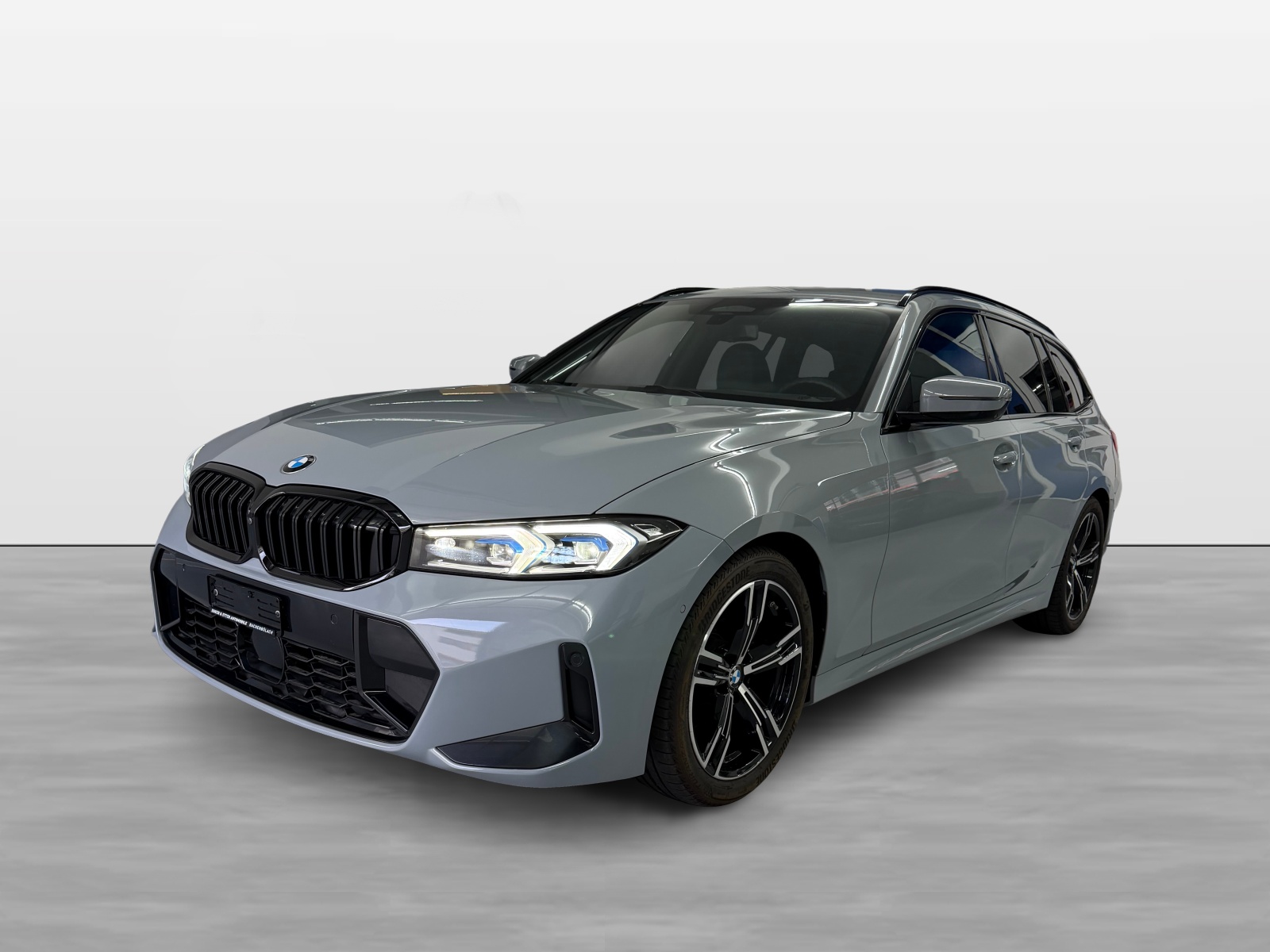 BMW 318i Touring Steptronic M Sport-showroom-element-1