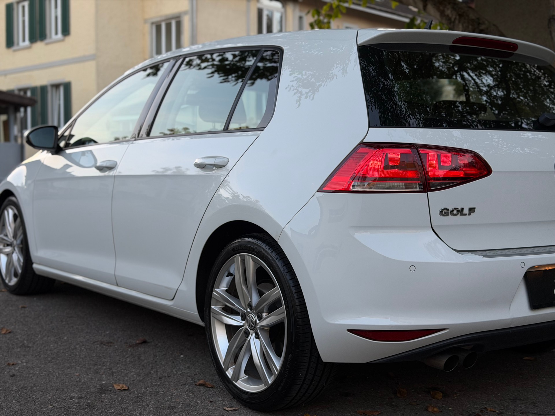 VW Golf 1.4 TSI Highline DSG-image-4
