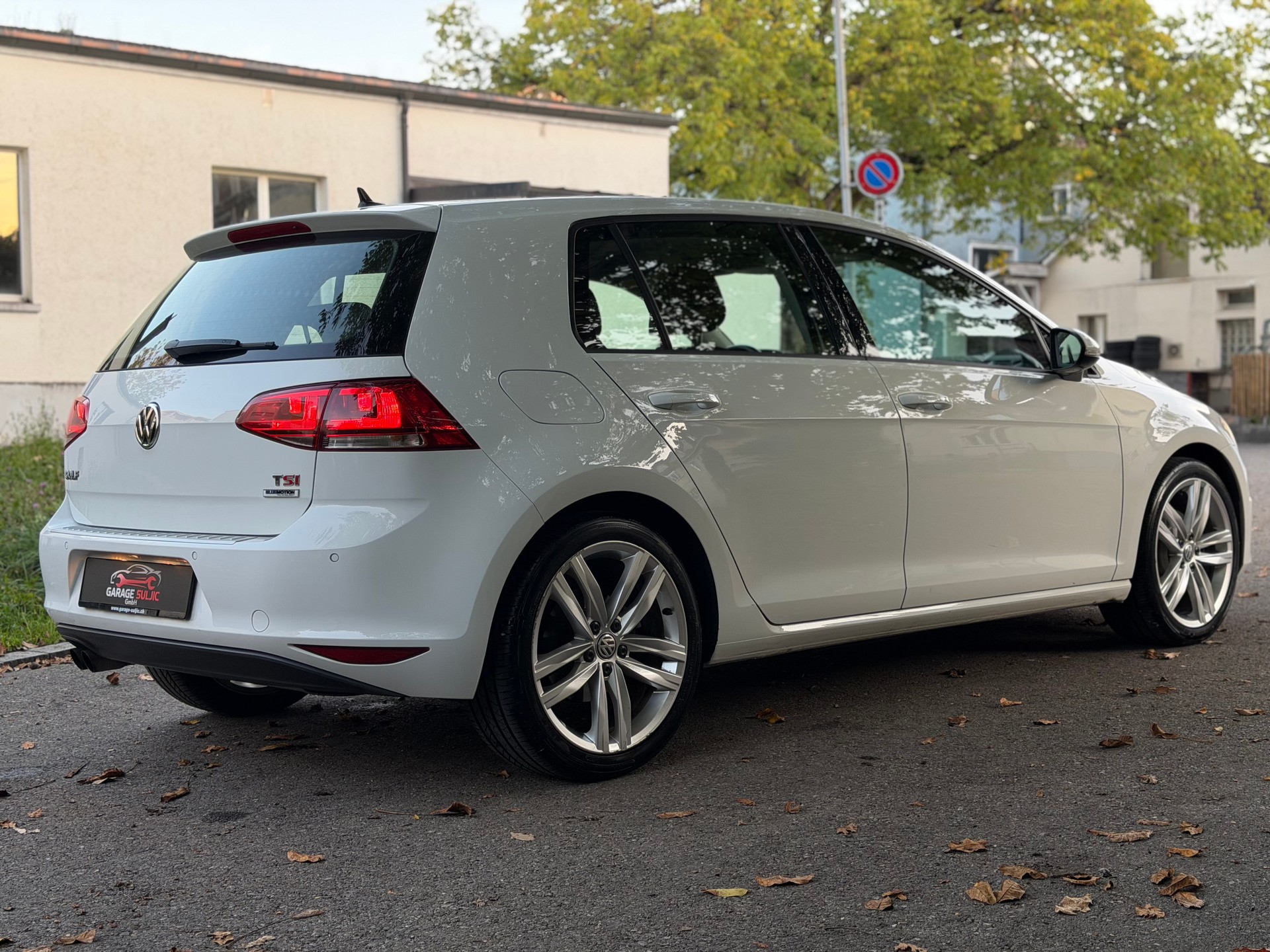 VW Golf 1.4 TSI Highline DSG-image-9