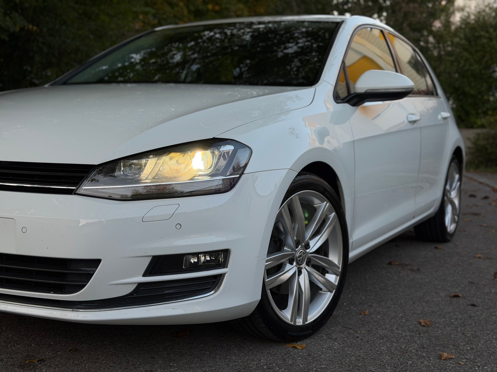 VW Golf 1.4 TSI Highline DSG-showroom-element-1