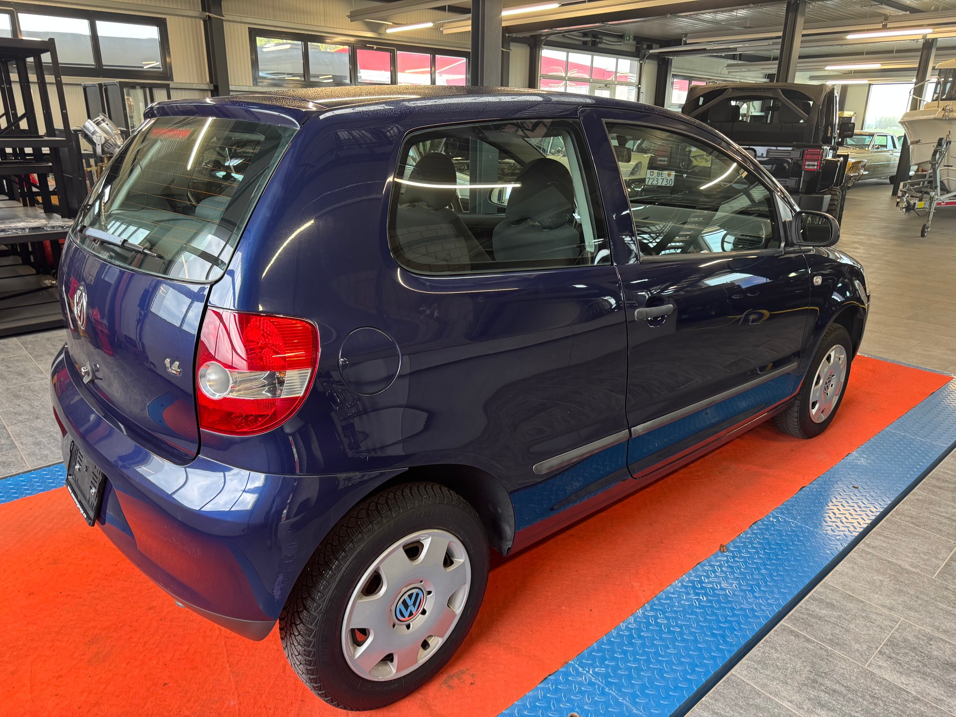 VW Fox 1.4-showroom-element-3