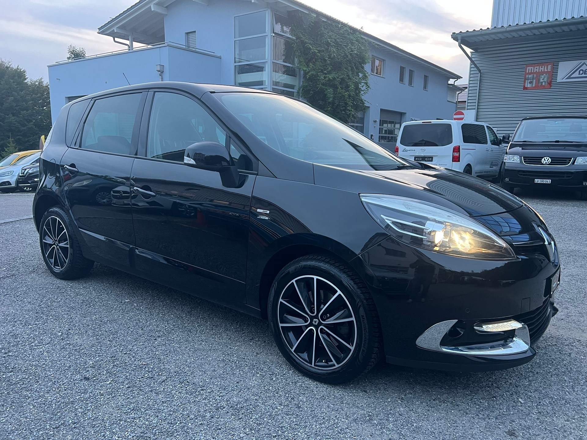 RENAULT Scénic 1.5 dCi Bose Edition EDC-image-7