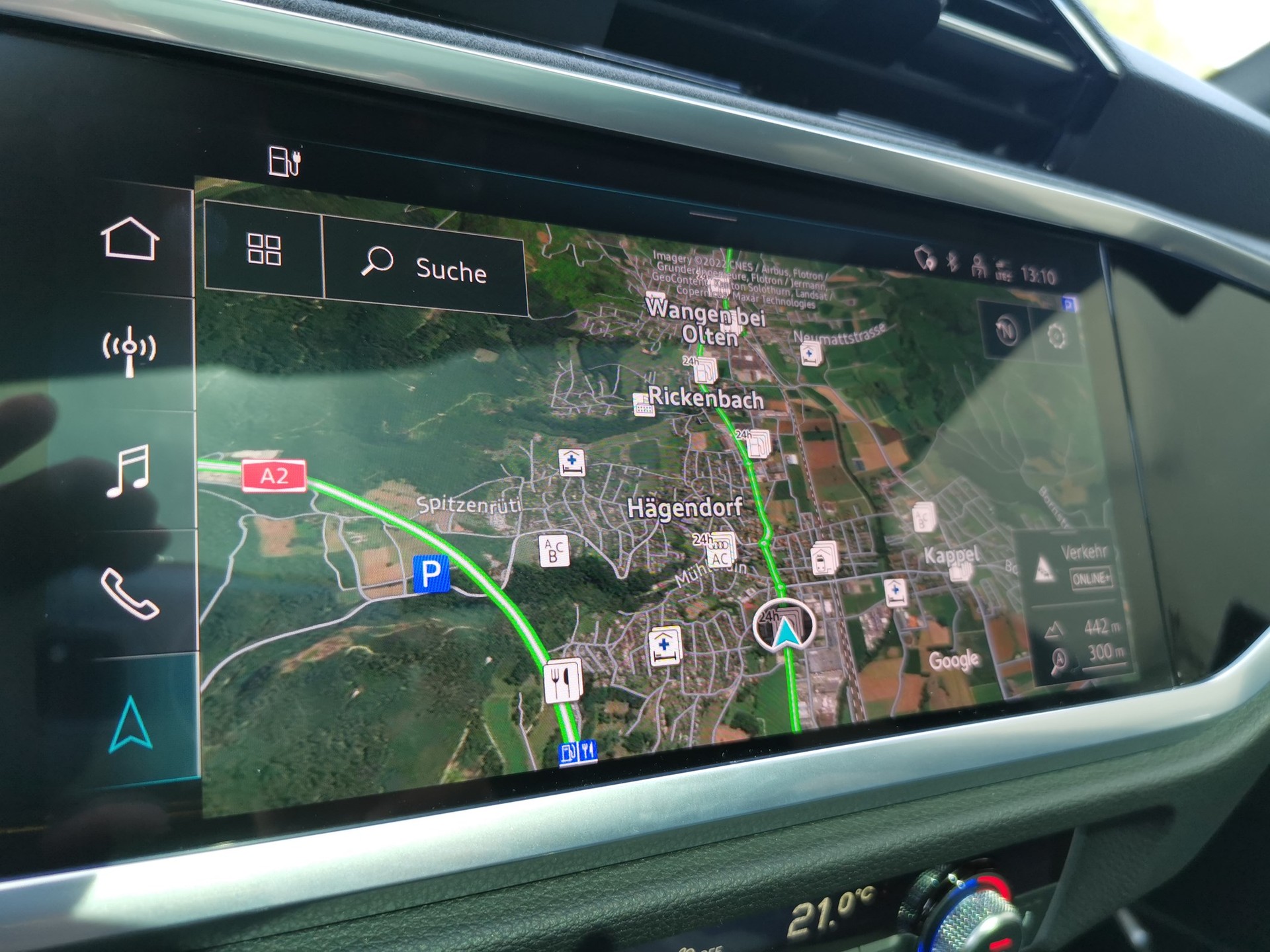 AUDI Q3 45 TFSI e S line S-tronic-image-8