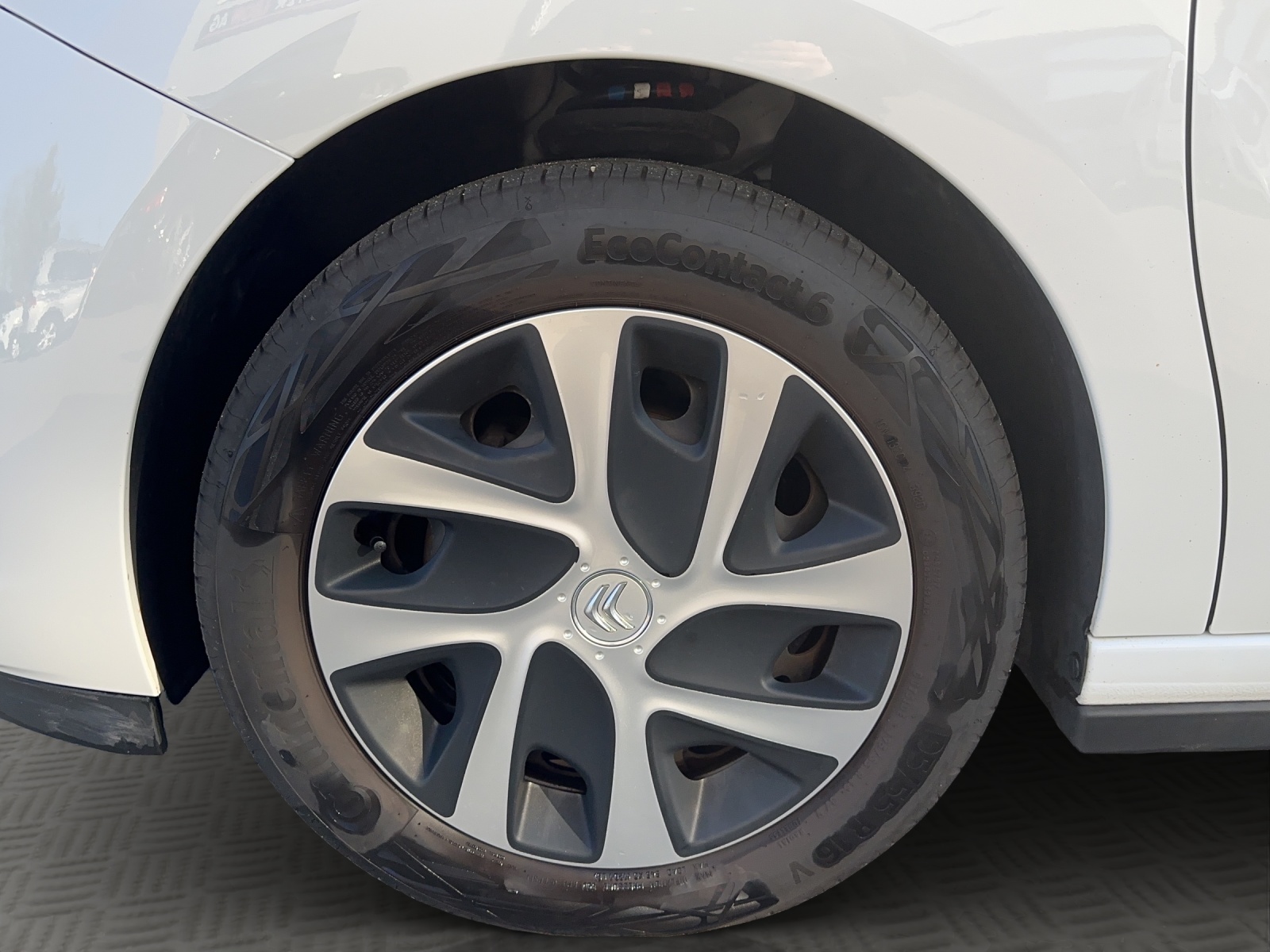 DS AUTOMOBILES DS3 1.2 VTi SO Chic-image-20