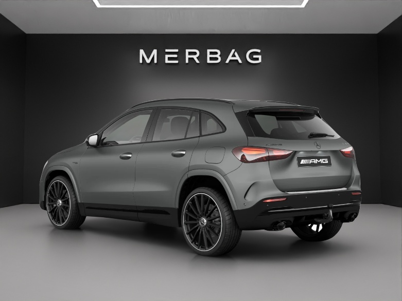 MERCEDES-BENZ GLA AMG 35 4Matic 8G-DCT-image-2