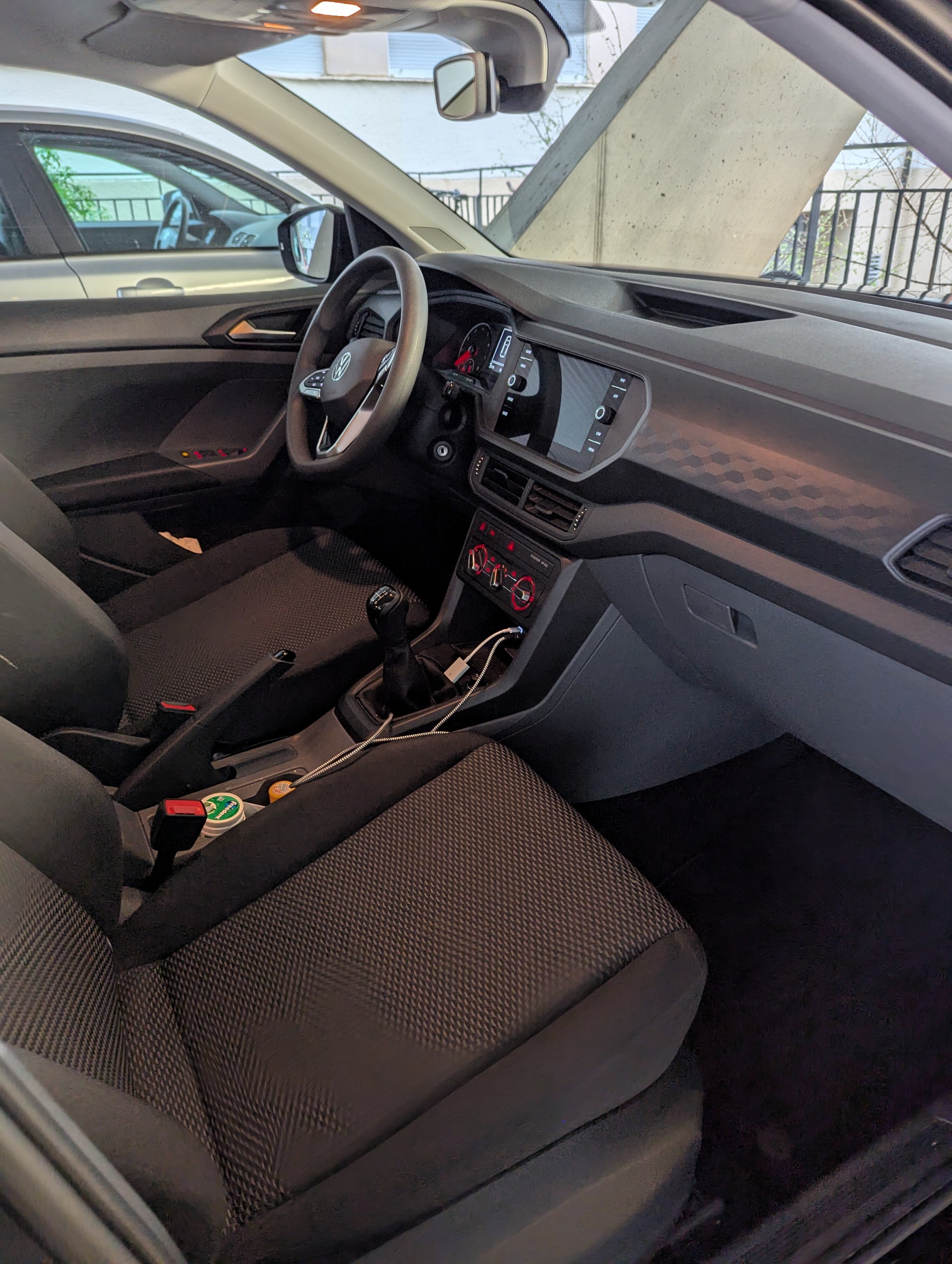 VW T-Cross 1.0 TSI-image-12