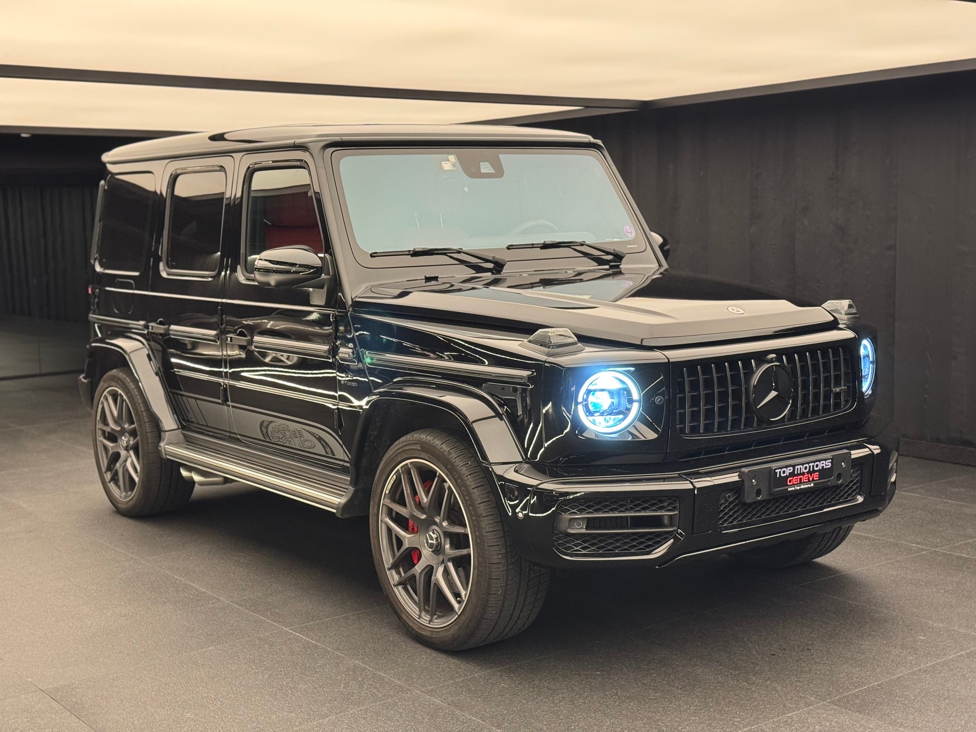 MERCEDES-BENZ G 63 AMG Speedshift Plus G-Tronic-showroom-element-1