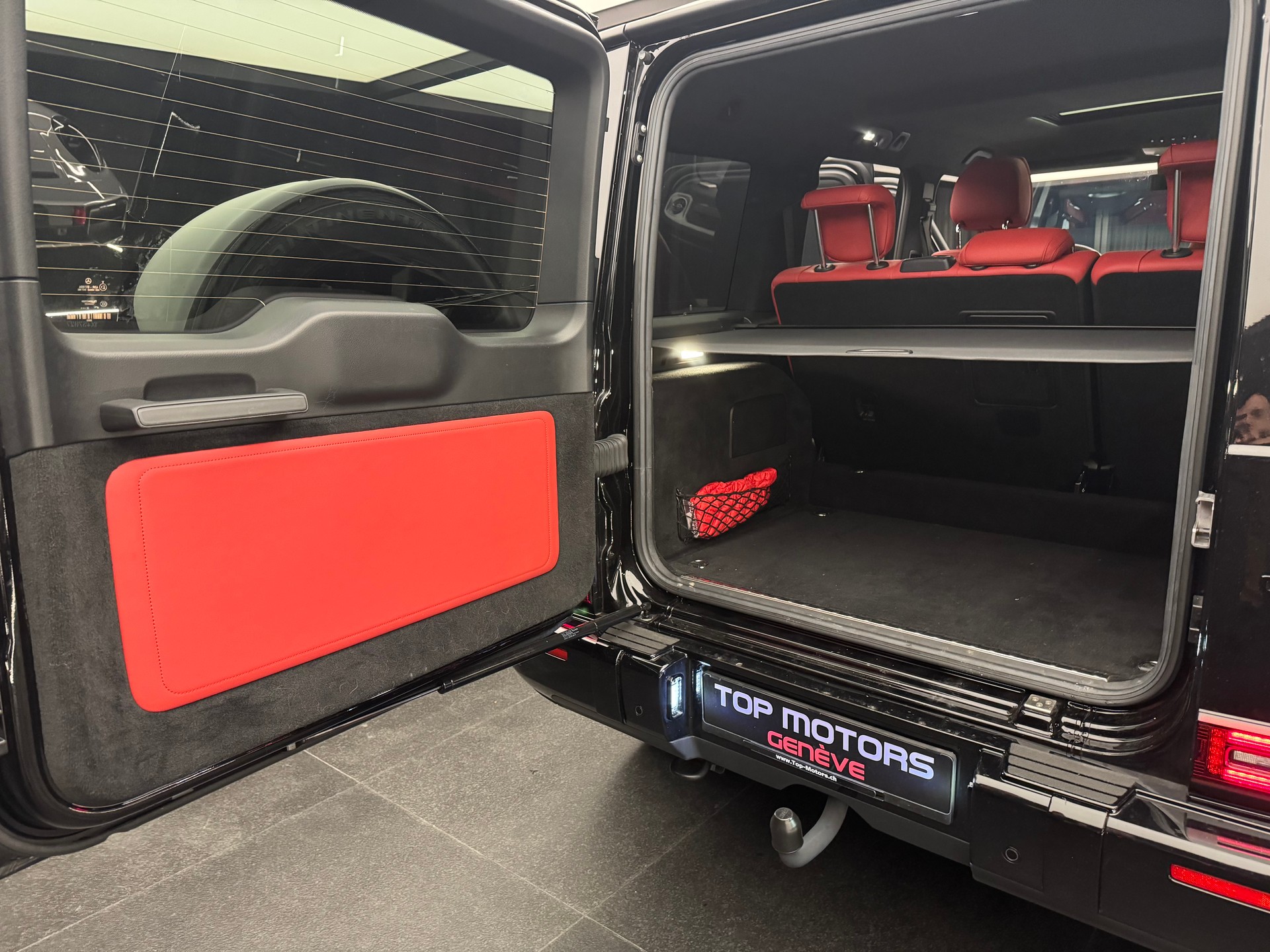 MERCEDES-BENZ G 63 AMG Speedshift Plus G-Tronic-image-12