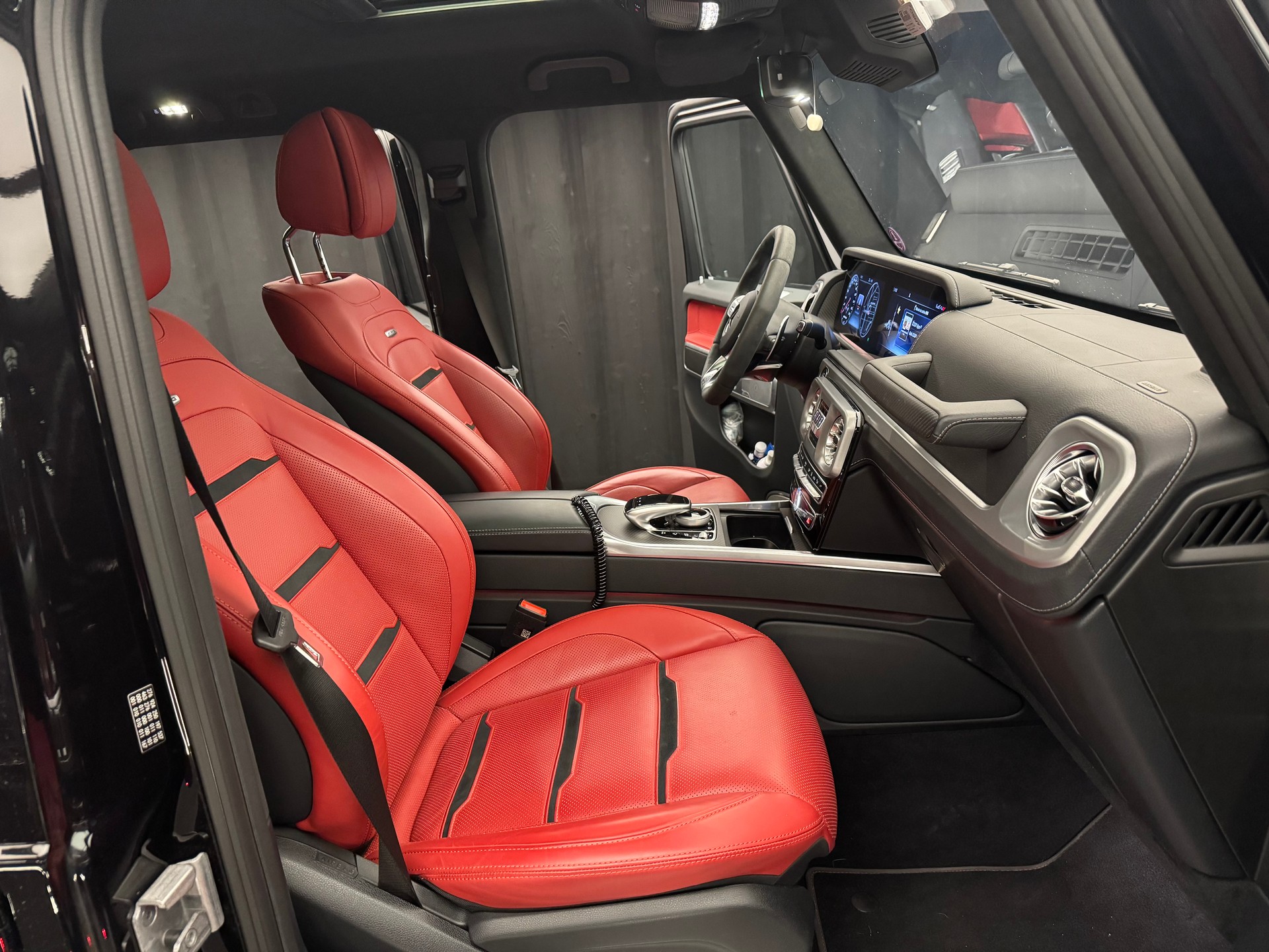 MERCEDES-BENZ G 63 AMG Speedshift Plus G-Tronic-image-13