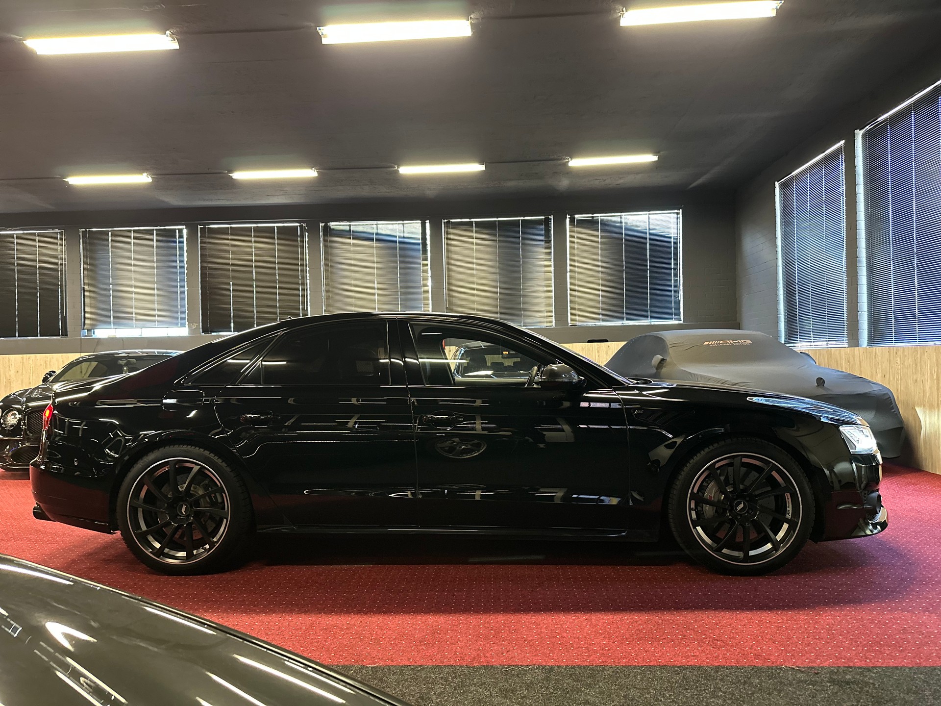 AUDI S8 4.0 TFSI V8 plus ABT / 705 PS / 12 MT Garantie-image-5
