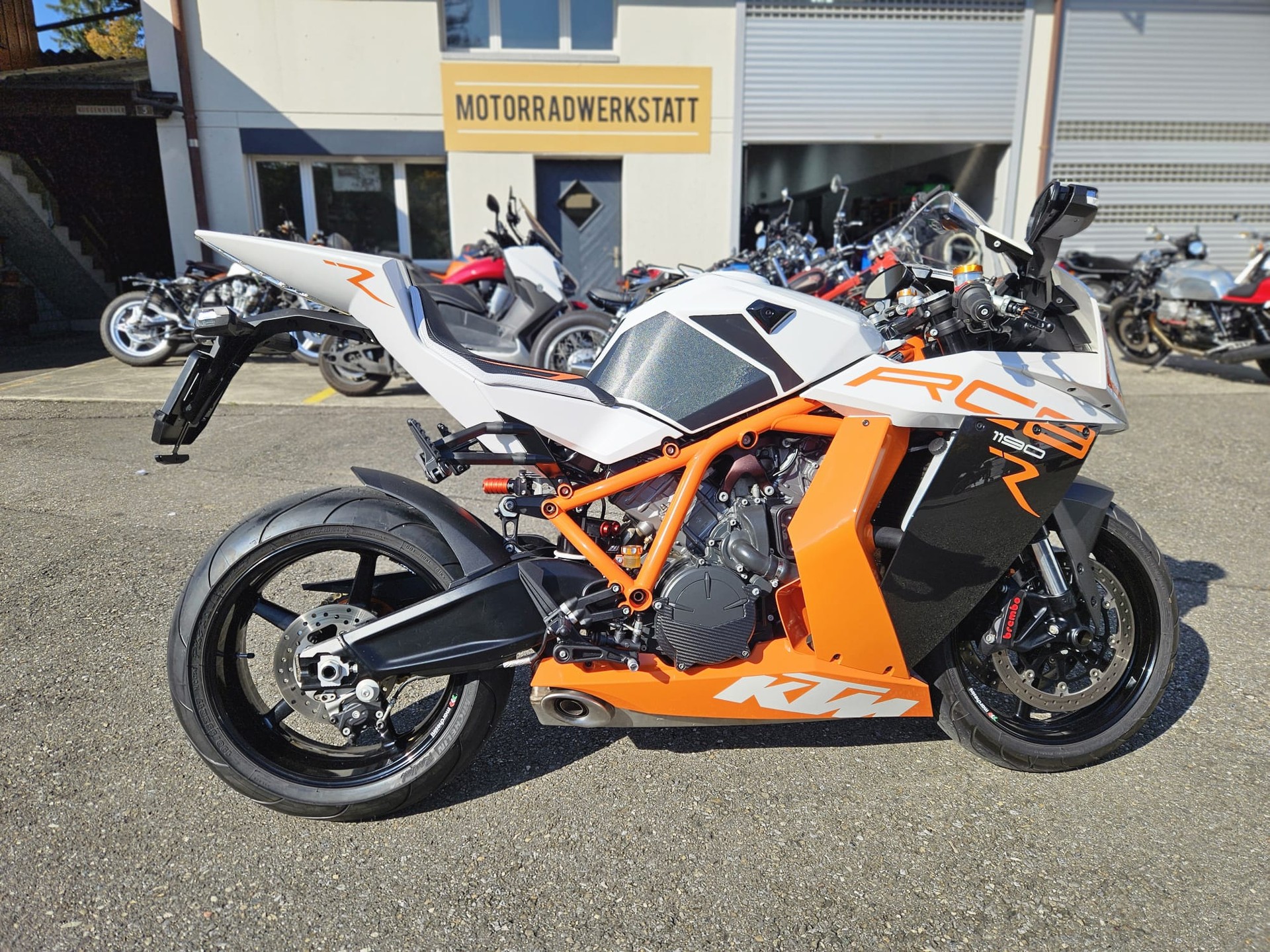 KTM R-image-2