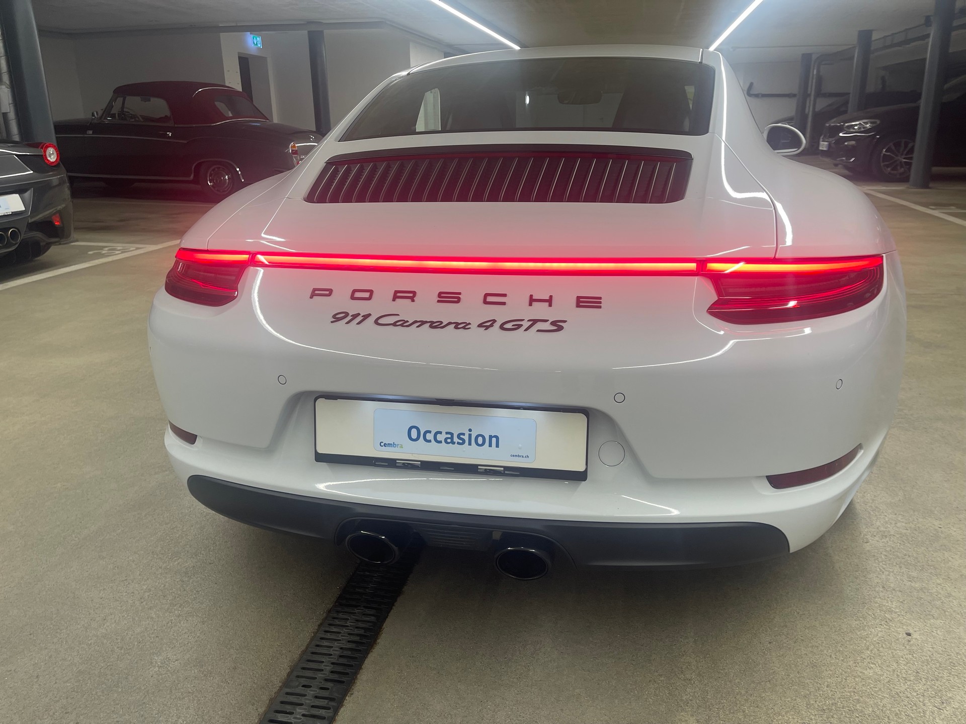 PORSCHE 911 Carrera 4 GTS PDK-image-1