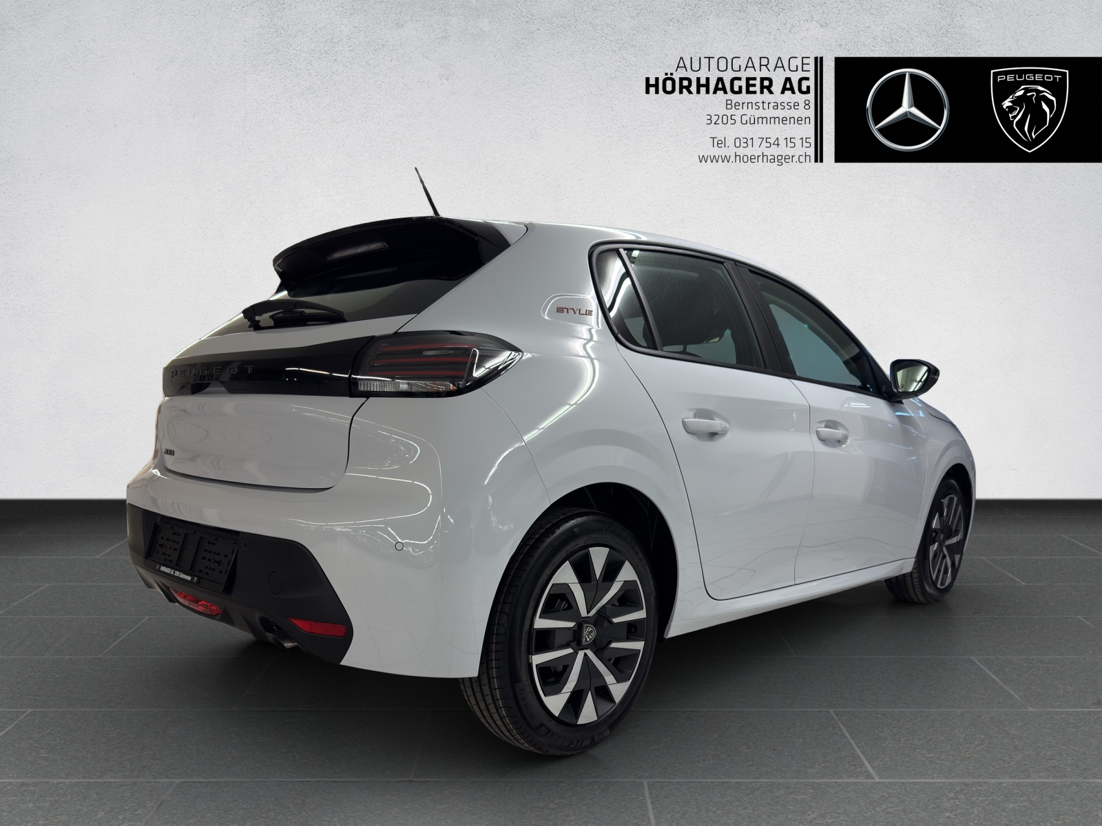 PEUGEOT 208 1.2 PureTech Style-showroom-element-2