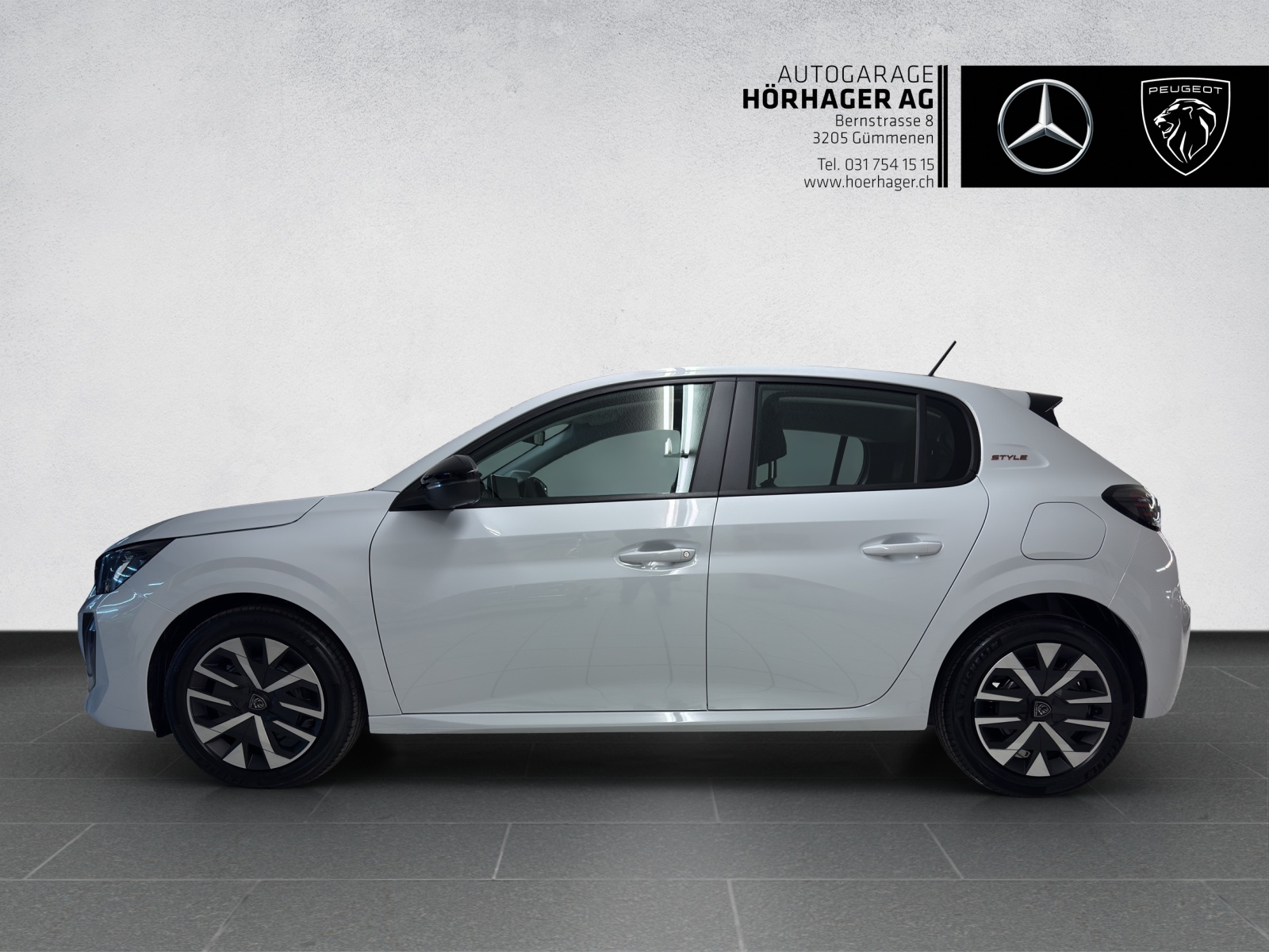 PEUGEOT 208 1.2 PureTech Style-image-5