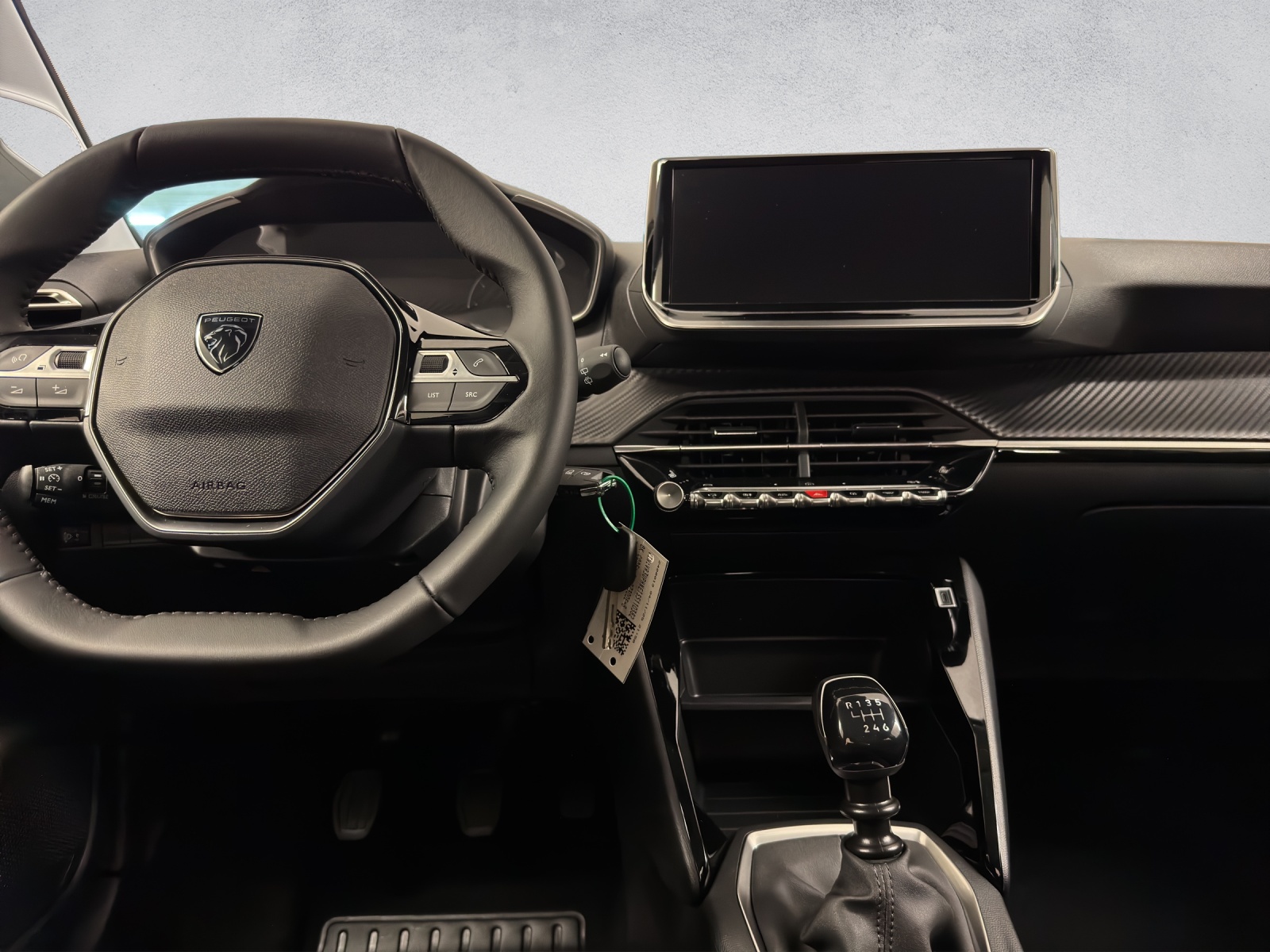 PEUGEOT 208 1.2 PureTech Style-image-9