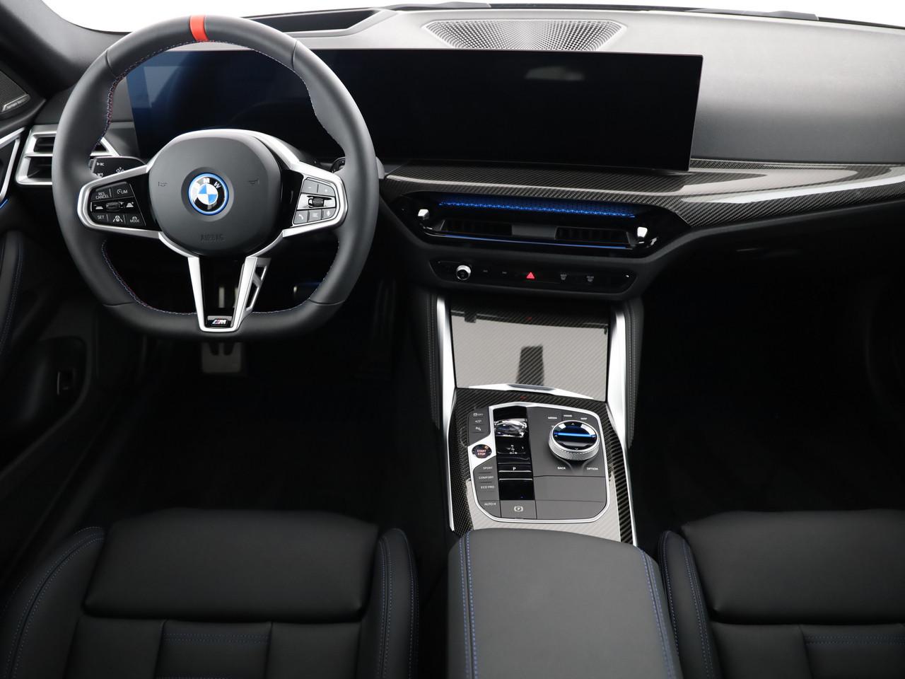 BMW i4 M50-showroom-element-3