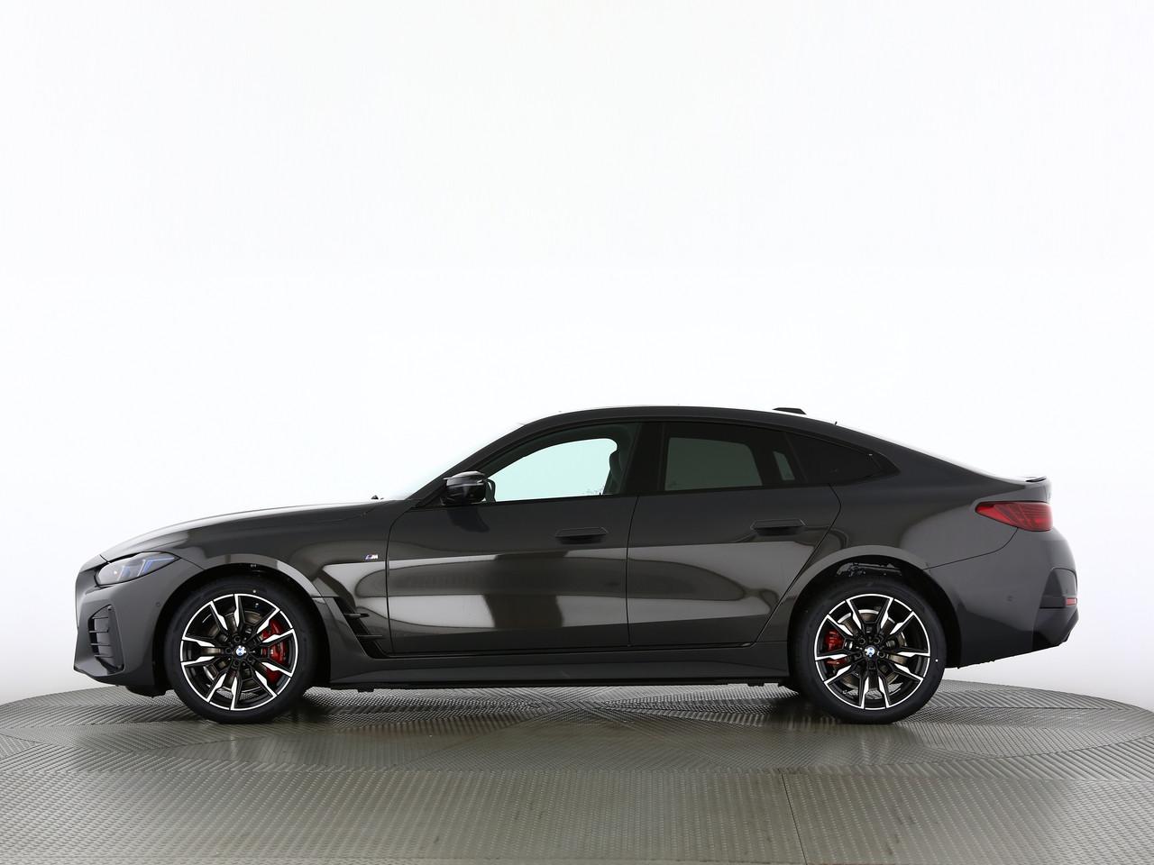BMW i4 M50-showroom-element-1