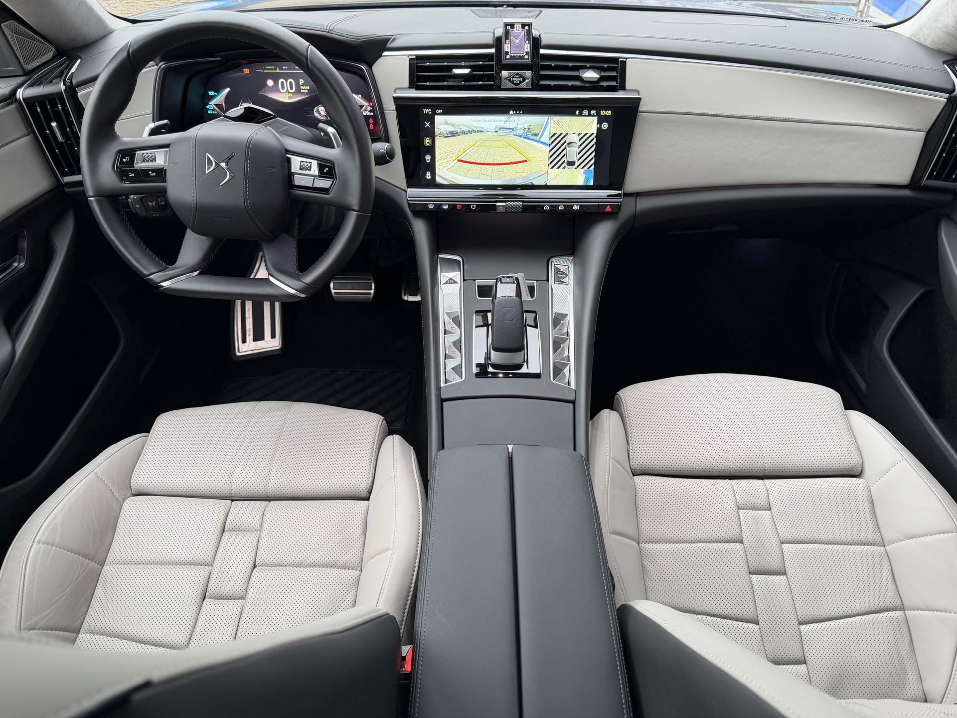 DS AUTOMOBILES DS9 1.6 E-Tense Opera 4x4 360PS-image-12