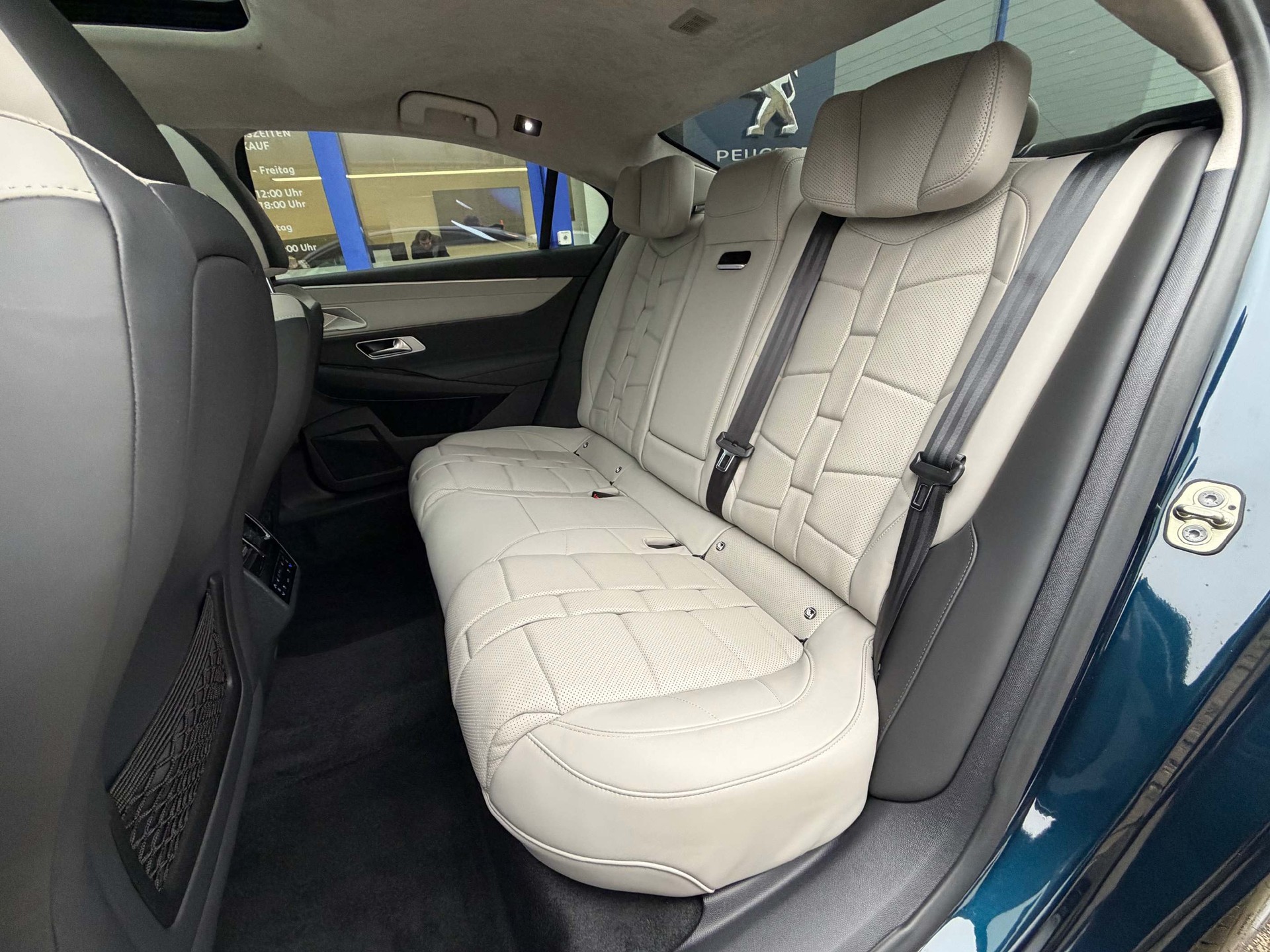 DS AUTOMOBILES DS9 1.6 E-Tense Opera 4x4 360PS-image-9