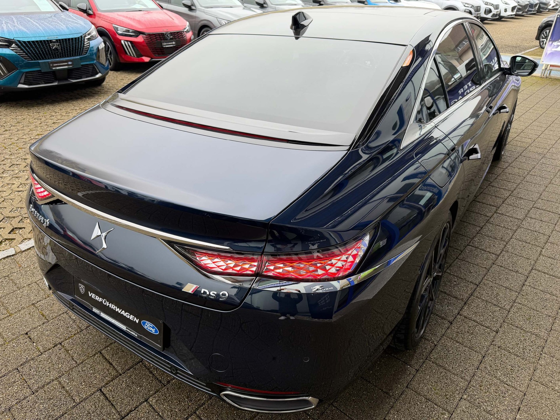 DS AUTOMOBILES DS9 1.6 E-Tense Opera 4x4 360PS-image-7