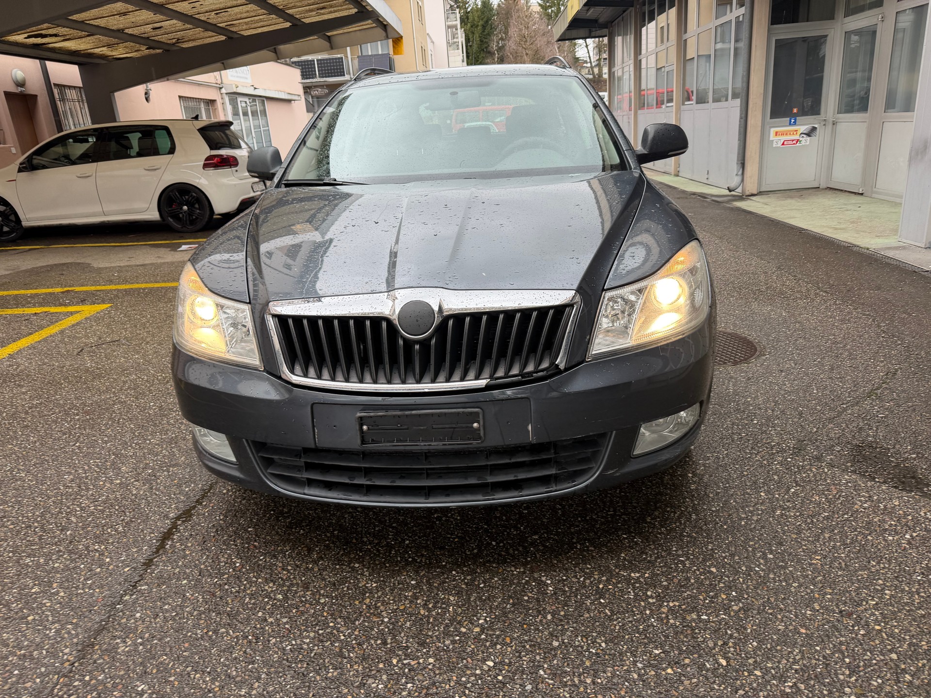 SKODA Octavia Combi 1.4 TSI Entry