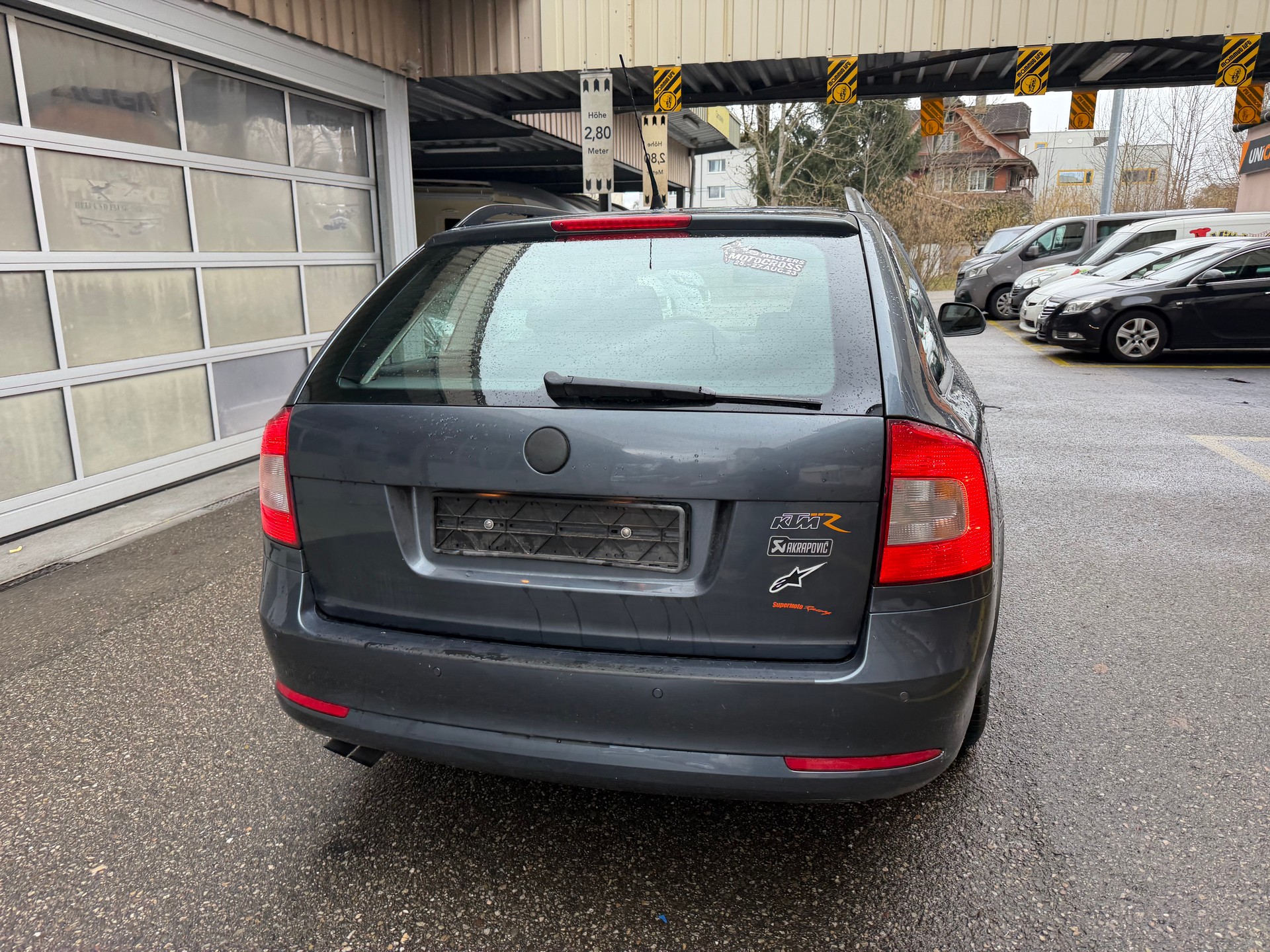 SKODA Octavia Combi 1.4 TSI Entry-image-5