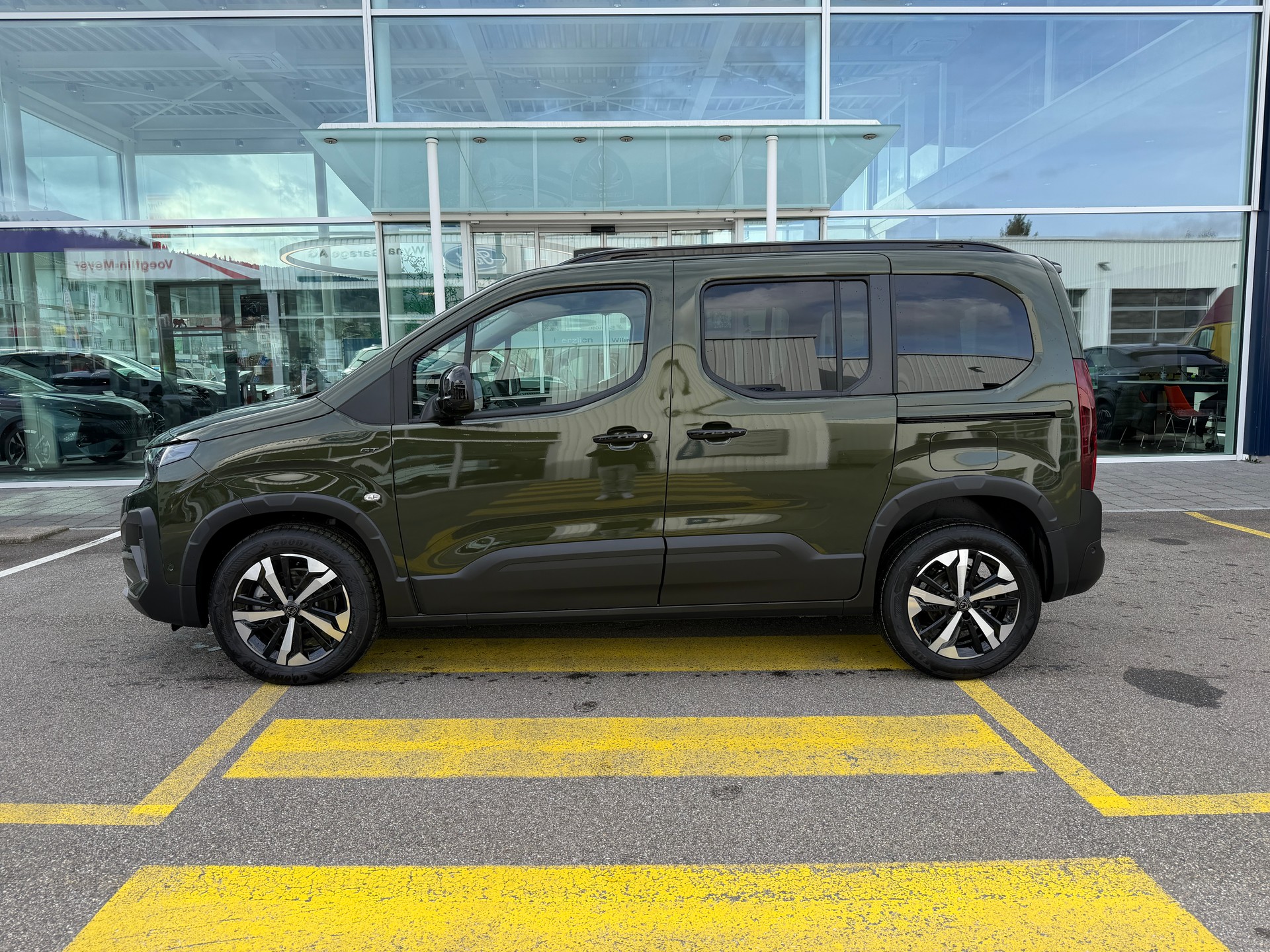 PEUGEOT Rifter 1.5 BlueHDi GT EAT8