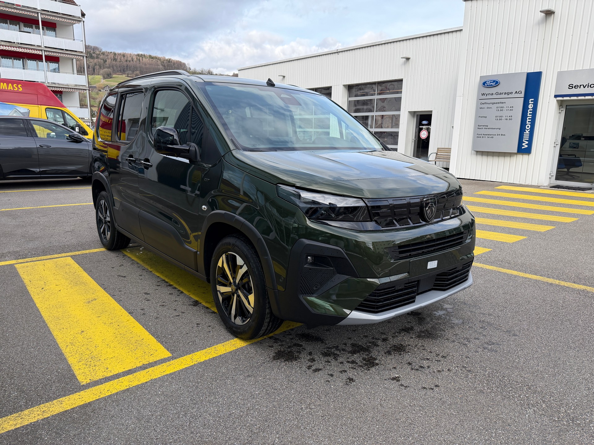 PEUGEOT Rifter 1.5 BlueHDi GT EAT8-image-5