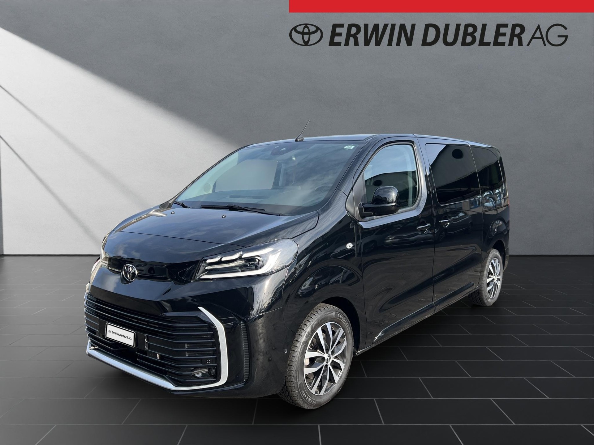 TOYOTA PROACE Verso L1 2.0 D Trend-image-0