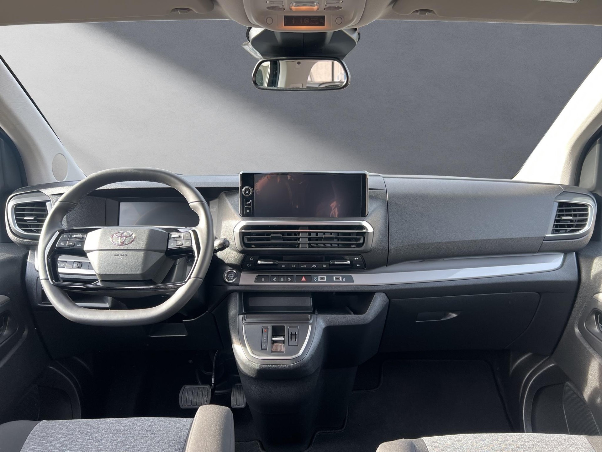 TOYOTA PROACE Verso L1 2.0 D Trend-image-3