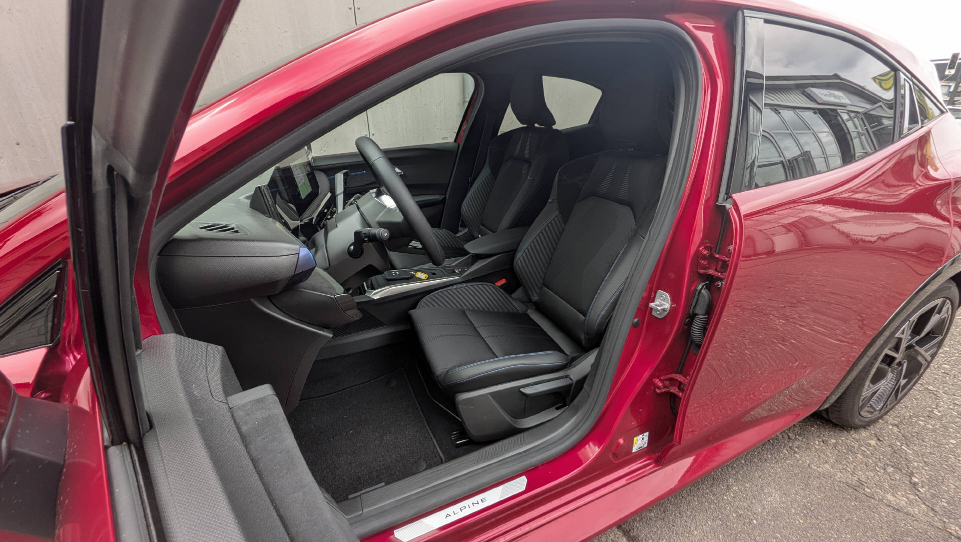 RENAULT Clio 1.8 E-Tech esprit Alpine-image-6
